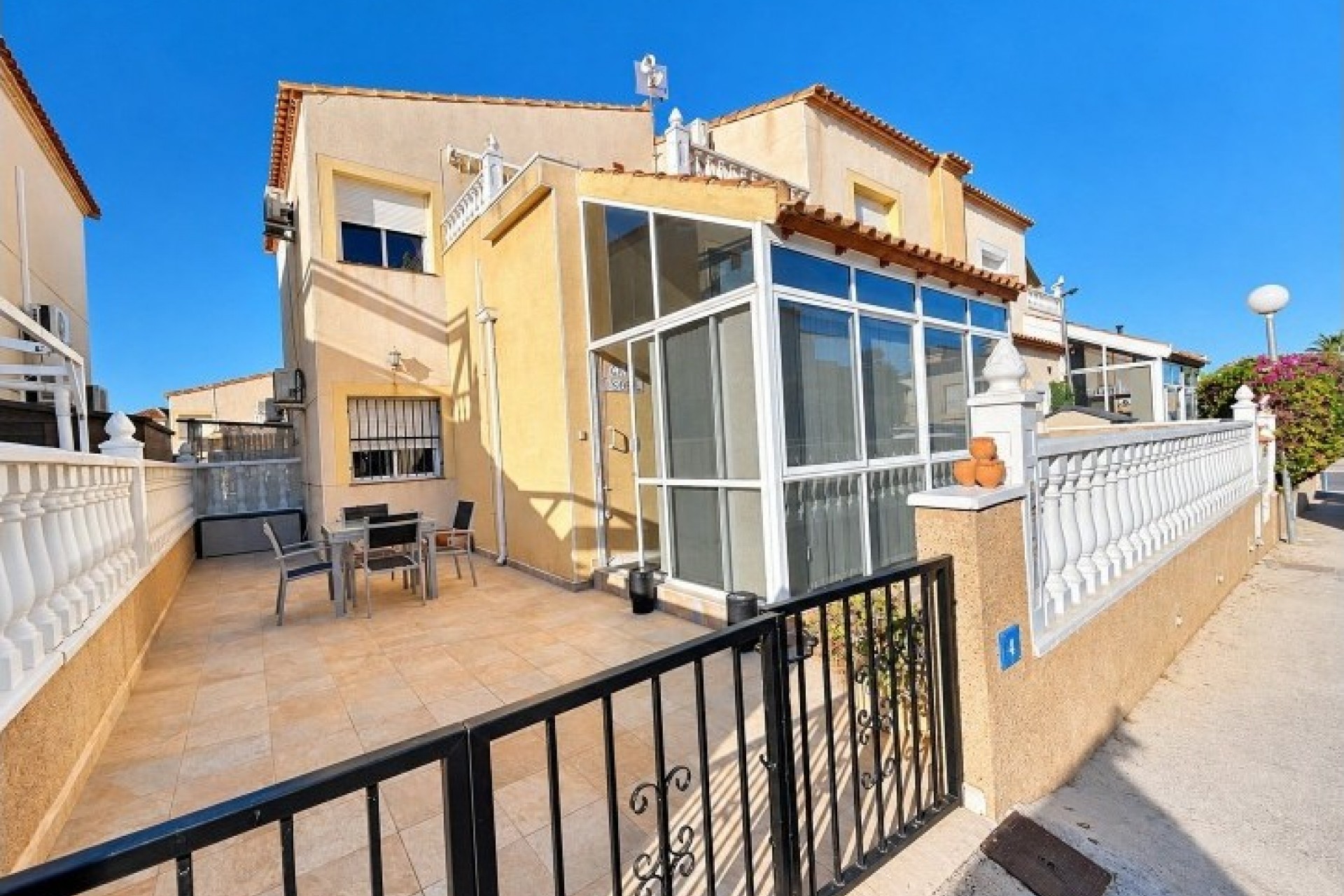 Reventa - Villa Cuádruple - Algorfa - Montebello