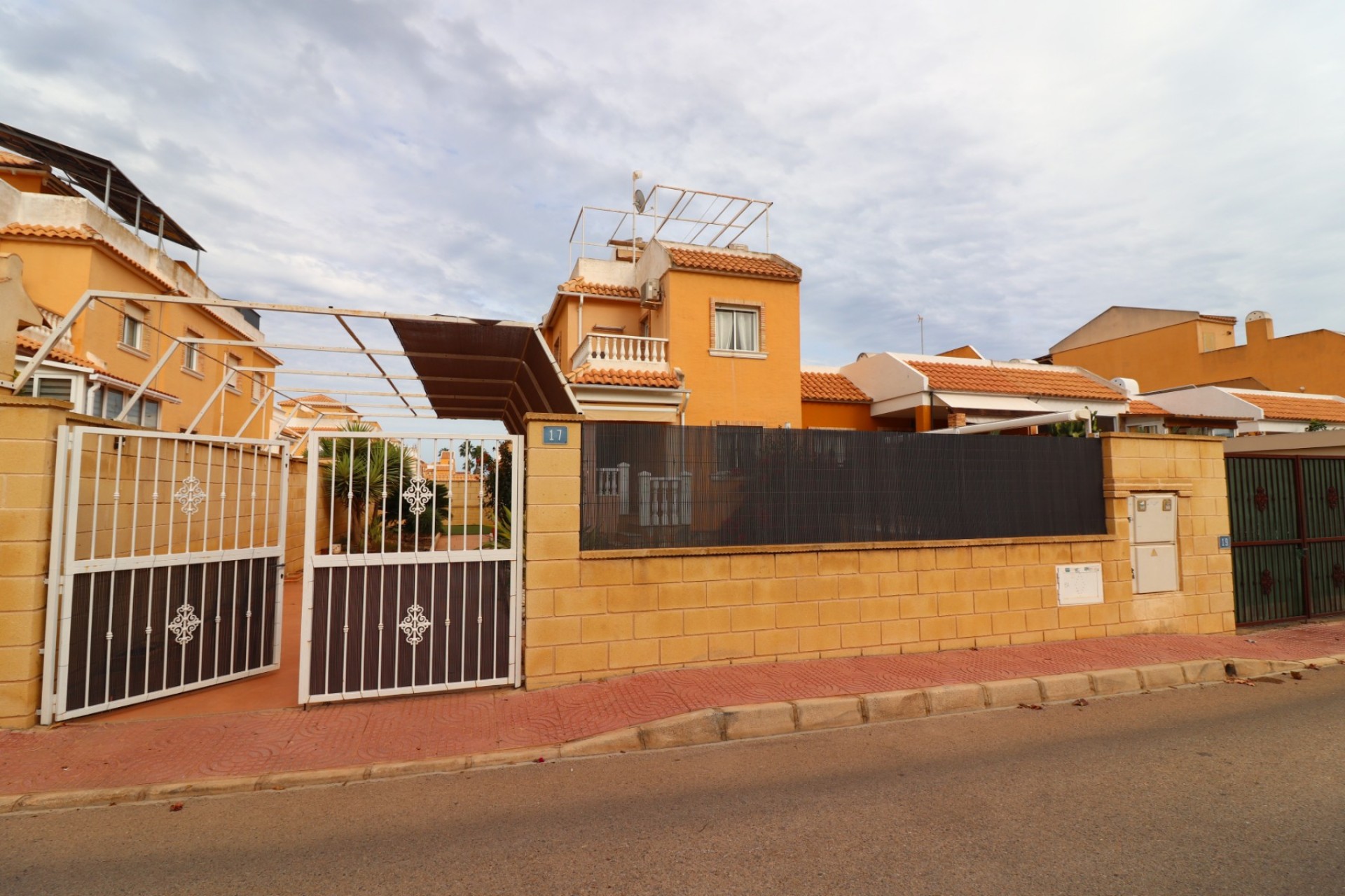 Reventa - Villa Cuádruple - Ciudad Quesada - Lo Marabu