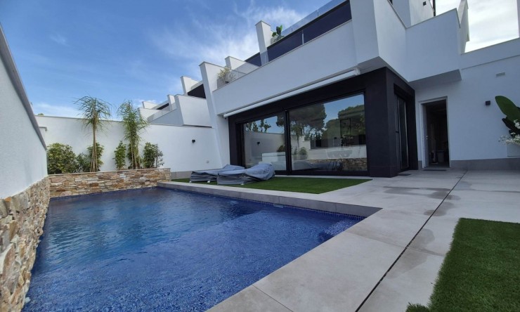 Semi Detached Villa - Re-Sale - Santiago de La Ribera - VRE 5865