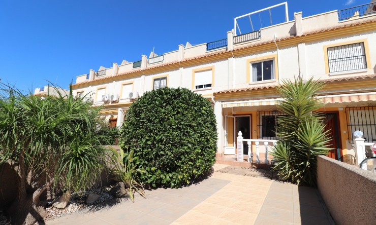 Townhouse - Re-Sale - Algorfa - VRE 5944