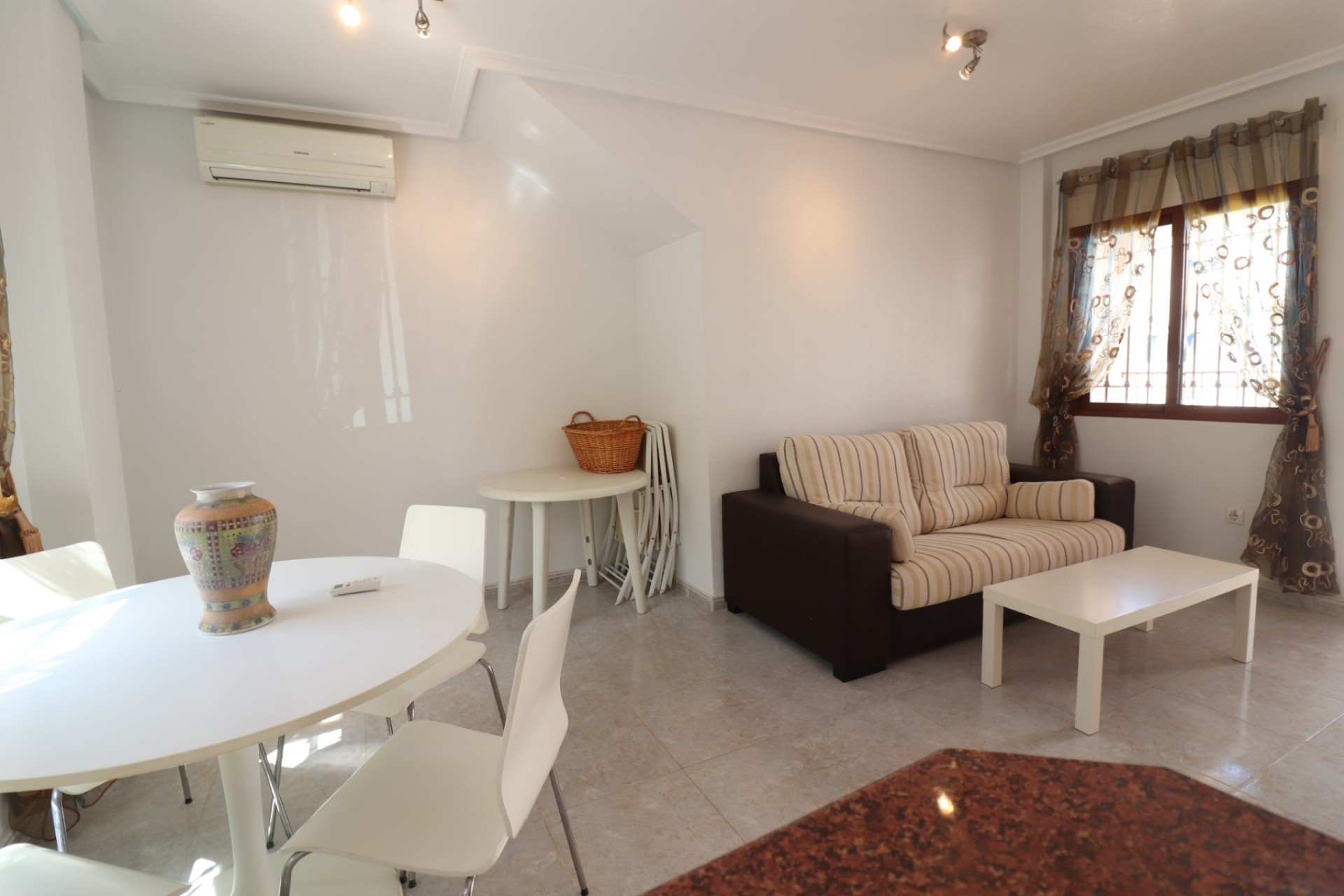 Utleie - Bungalow - Daya Vieja - Daya Vieja - Byen