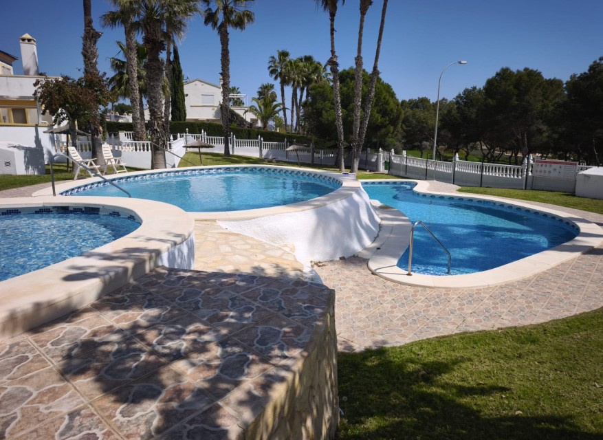 Videresalg - Bungalow - Orihuela Costa - Villamartin