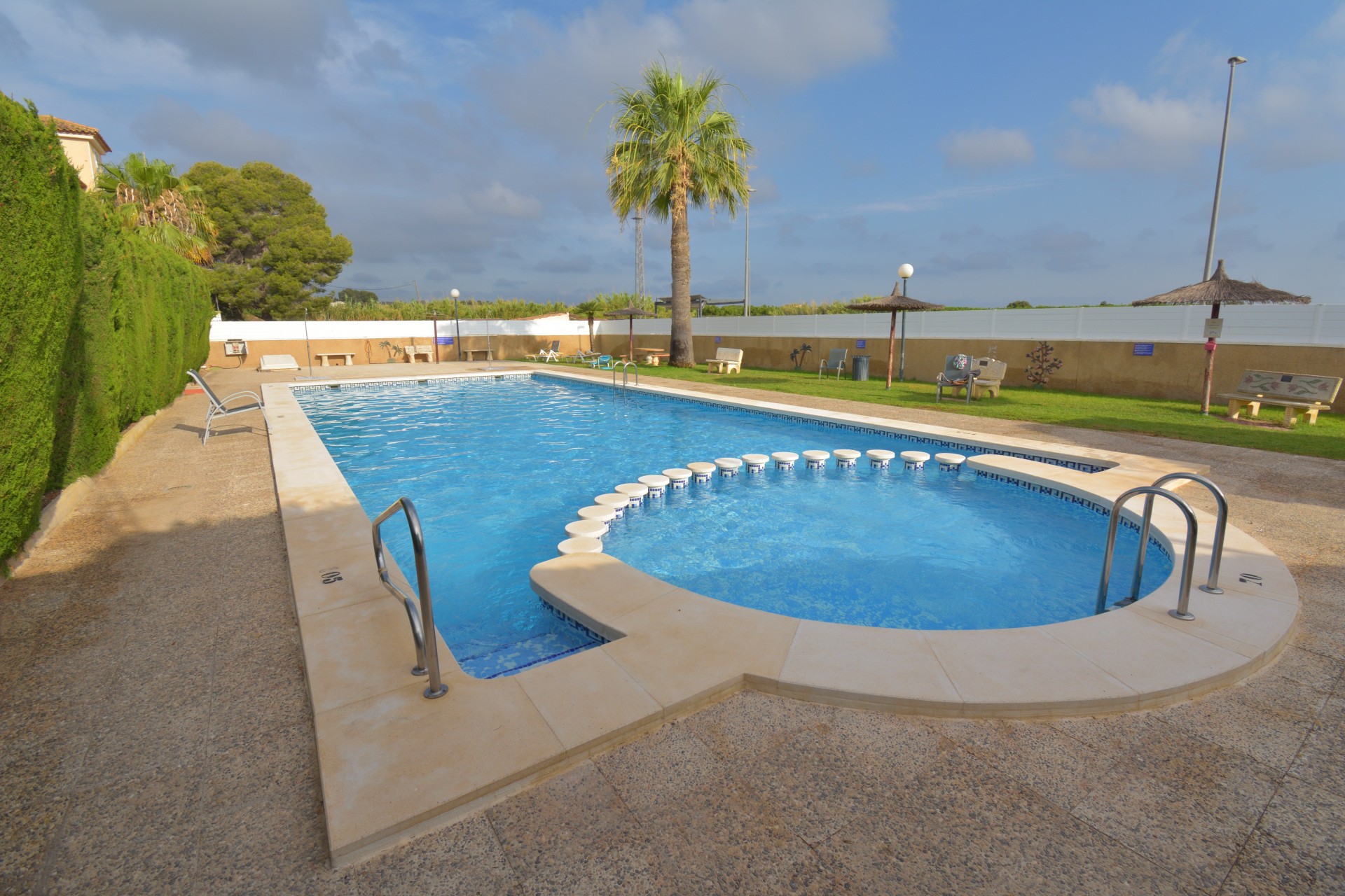 Videresalg - Firemannsvilla - Algorfa - Montebello