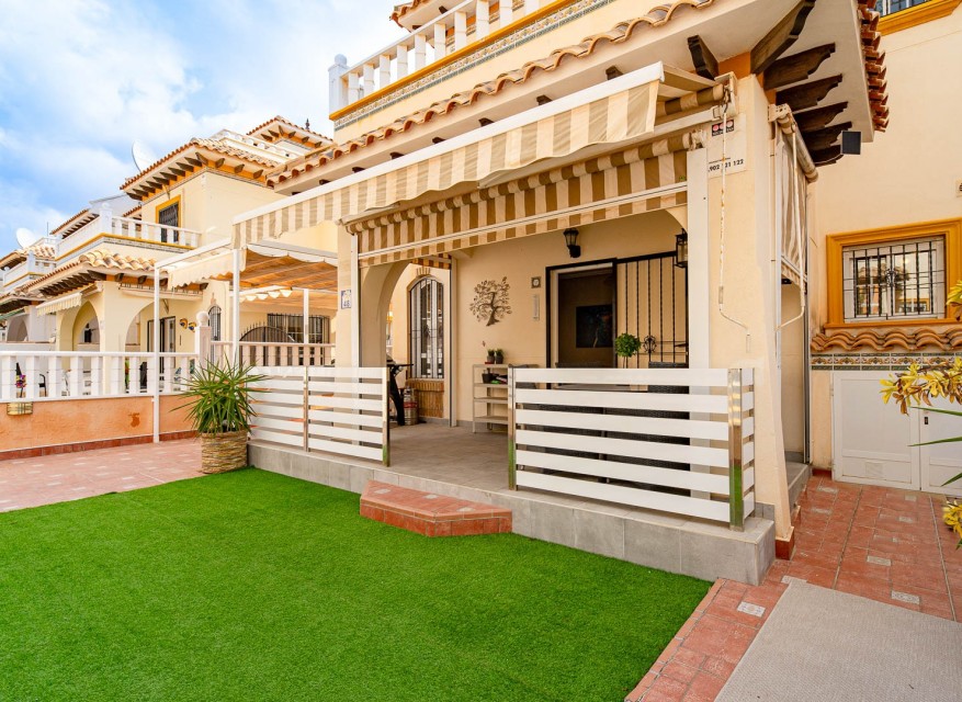 Videresalg - Firemannsvilla - Orihuela Costa - Lomas de Cabo Roig