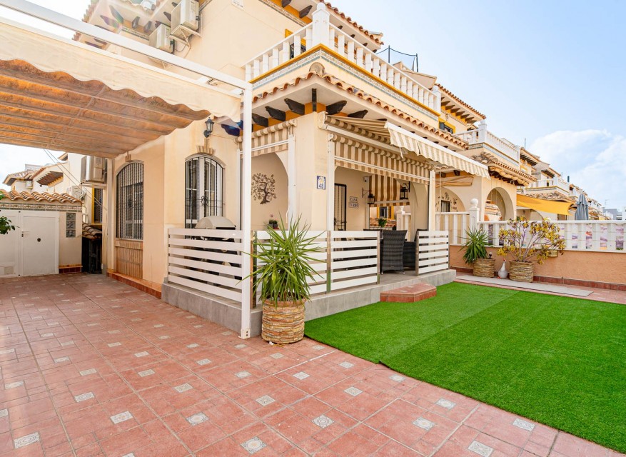 Videresalg - Firemannsvilla - Orihuela Costa - Lomas de Cabo Roig