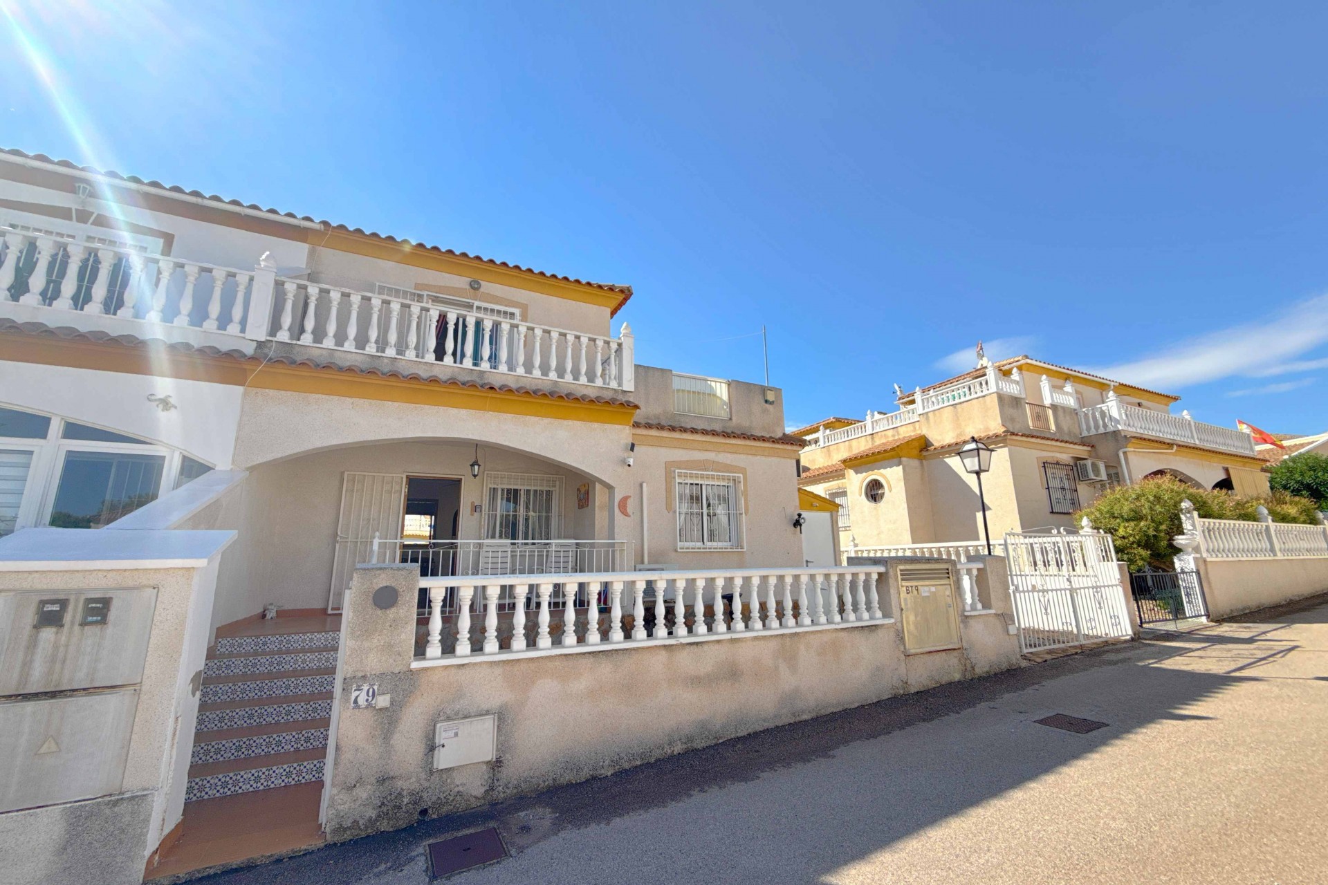 Videresalg - Firemannsvilla - Orihuela Costa - Los Dolses