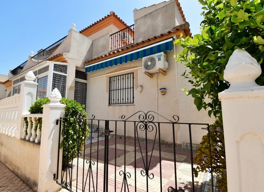 Videresalg - Firemannsvilla - Orihuela Costa - Playa Flamenca