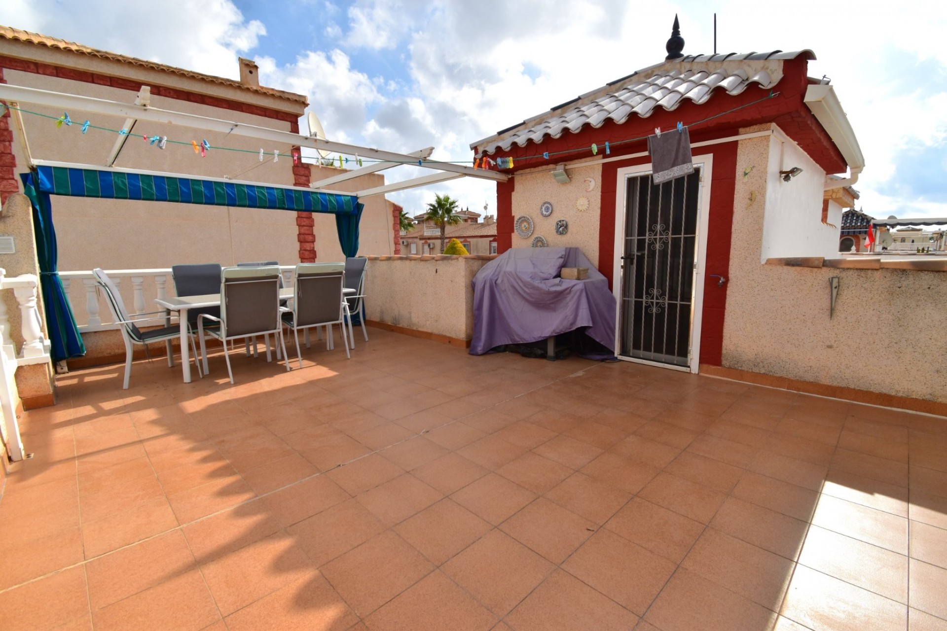 Videresalg - Firemannsvilla - Orihuela Costa - Playa Flamenca