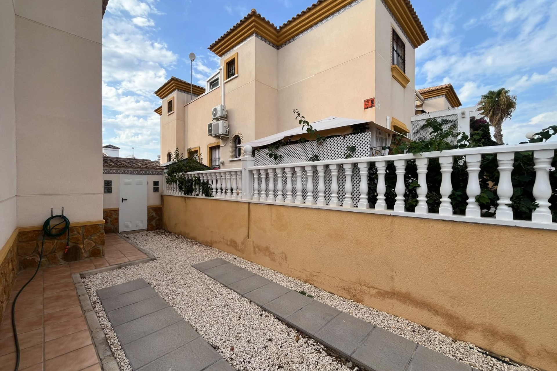 Videresalg - Firemannsvilla - Orihuela Costa - Villamartin