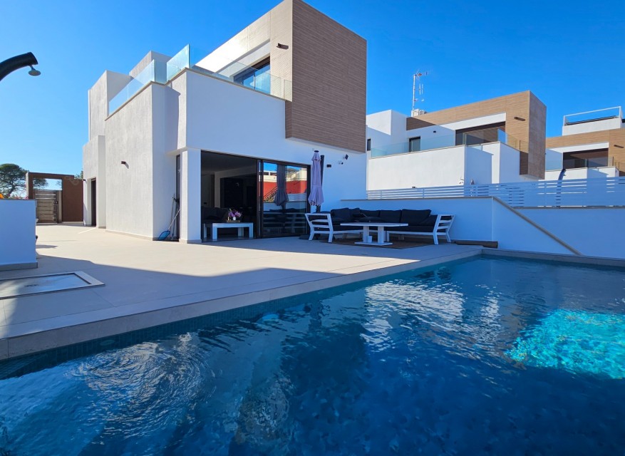 Videresalg - Frittliggende Villa - Algorfa - La Finca Golf Resort