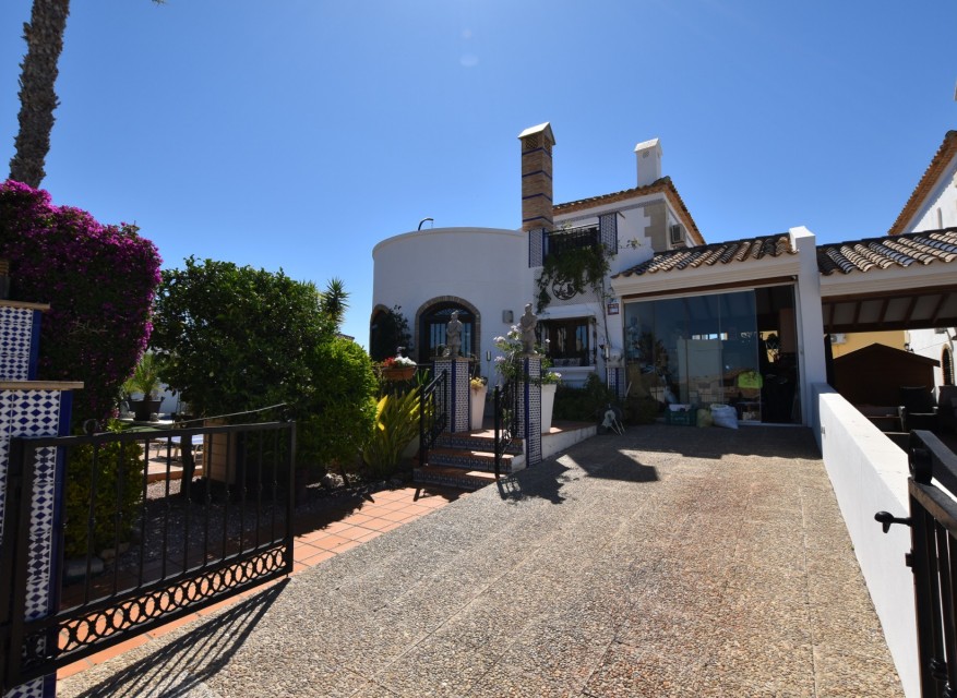 Videresalg - Frittliggende Villa - Algorfa - La Finca Golf Resort