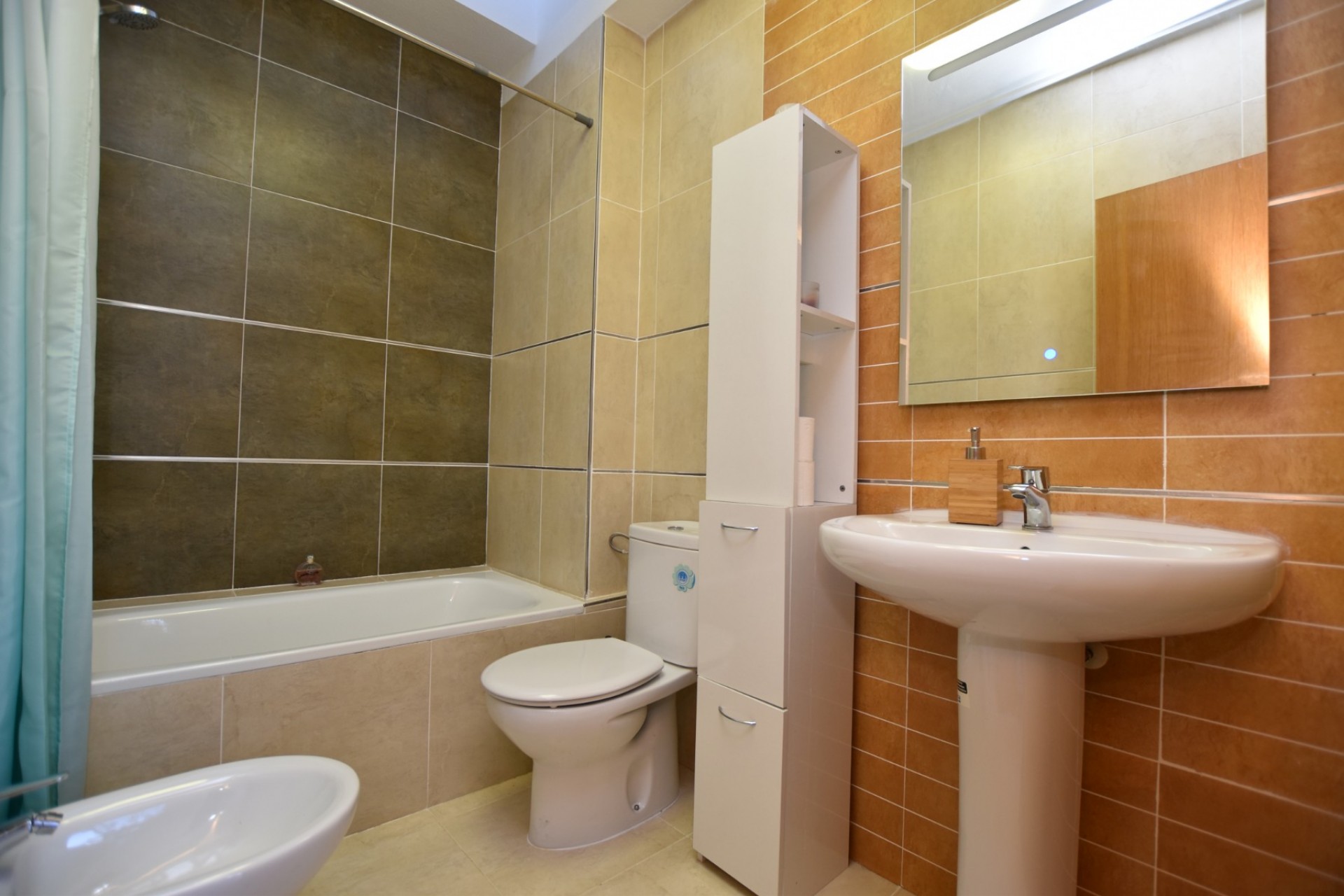 Videresalg - Frittliggende Villa - Algorfa - La Finca Golf Resort