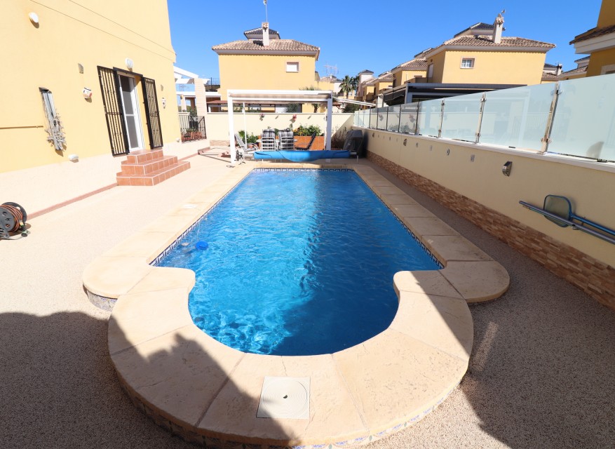 Videresalg - Frittliggende Villa - Algorfa - Lo Crispin