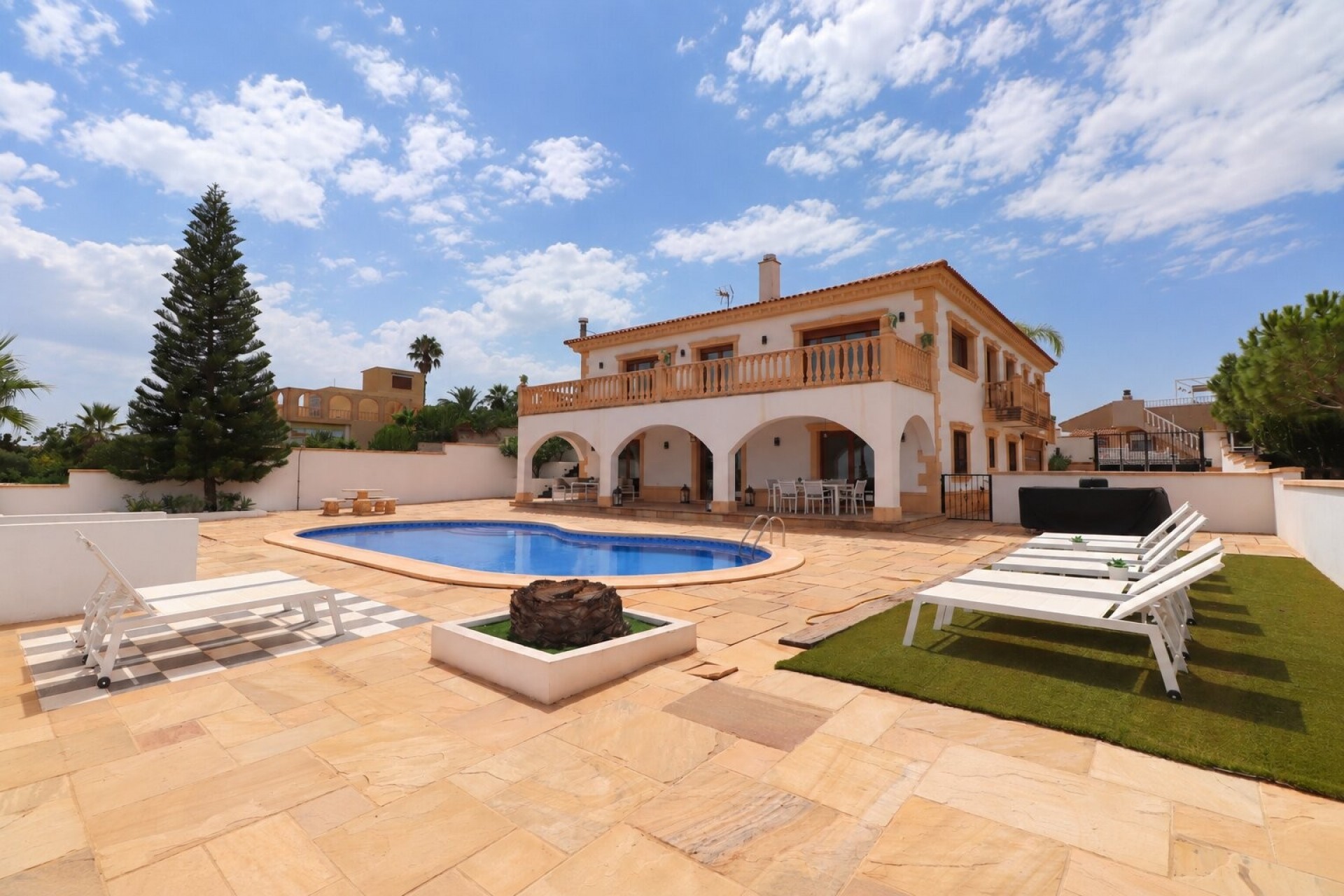 Videresalg - Frittliggende Villa - Algorfa - Lomas de La Juliana