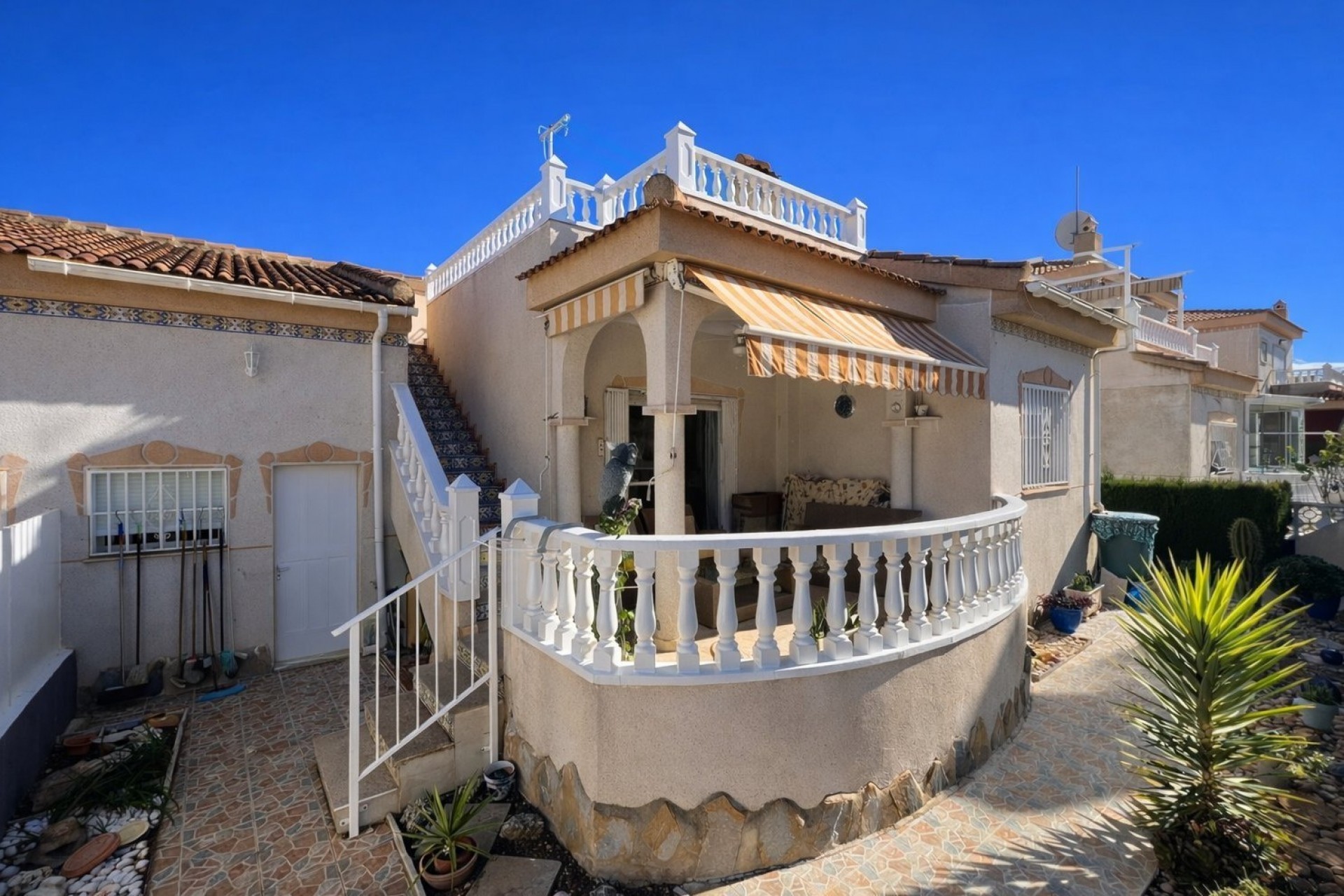 Videresalg - Frittliggende Villa - Algorfa - Montemar