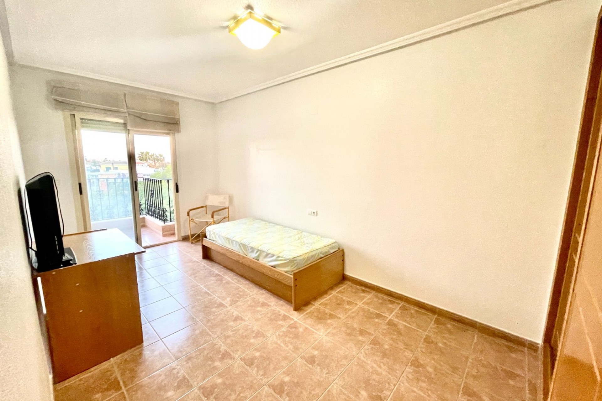 Videresalg - Frittliggende Villa - Almoradi - Almoradi - Byen
