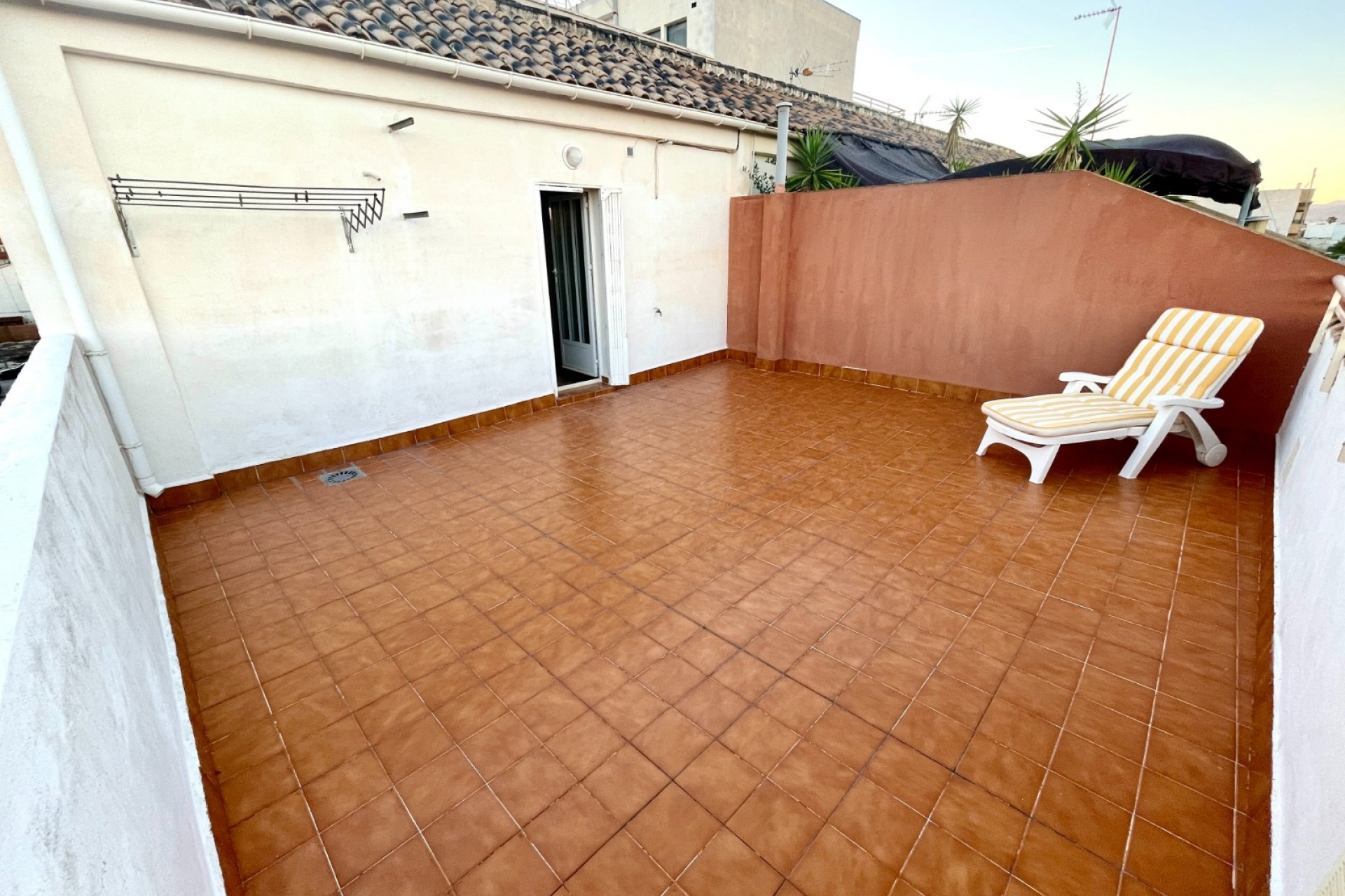 Videresalg - Frittliggende Villa - Almoradi - Almoradi - Byen