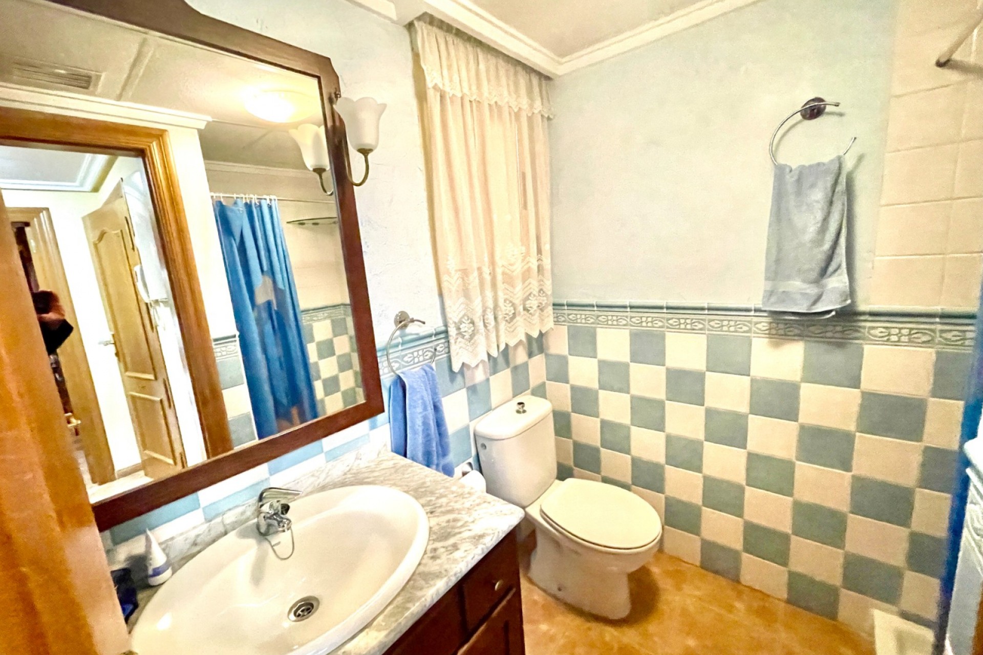 Videresalg - Frittliggende Villa - Almoradi - Almoradi - Byen