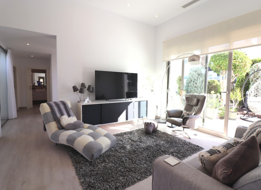 Videresalg - Frittliggende Villa - Benijofar - Benijofar - Landsby