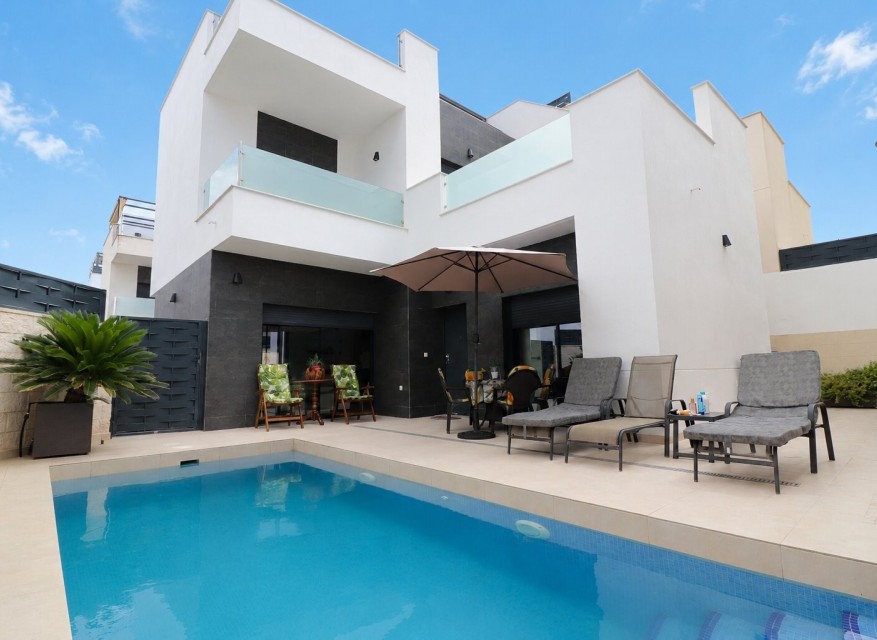 Videresalg - Frittliggende Villa - Benijofar - Benijofar - Landsby