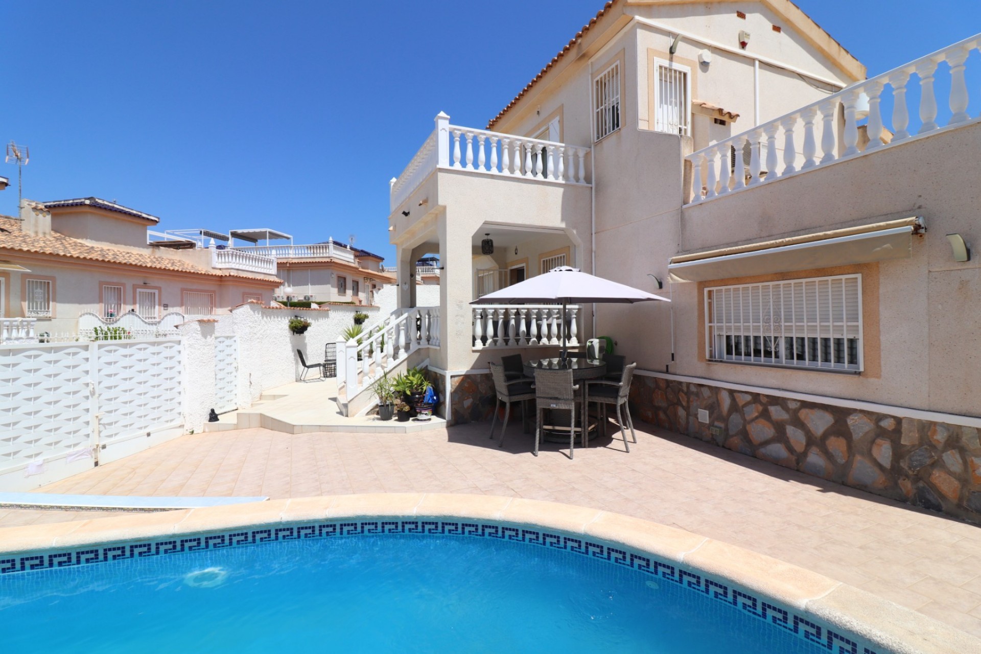 Videresalg - Frittliggende Villa - Benimar - Benimar I