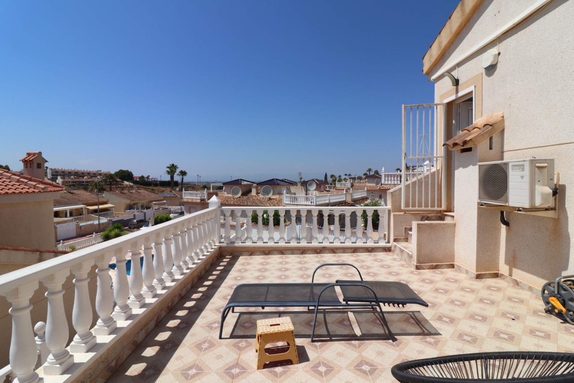 Videresalg - Frittliggende Villa - Benimar - Benimar I