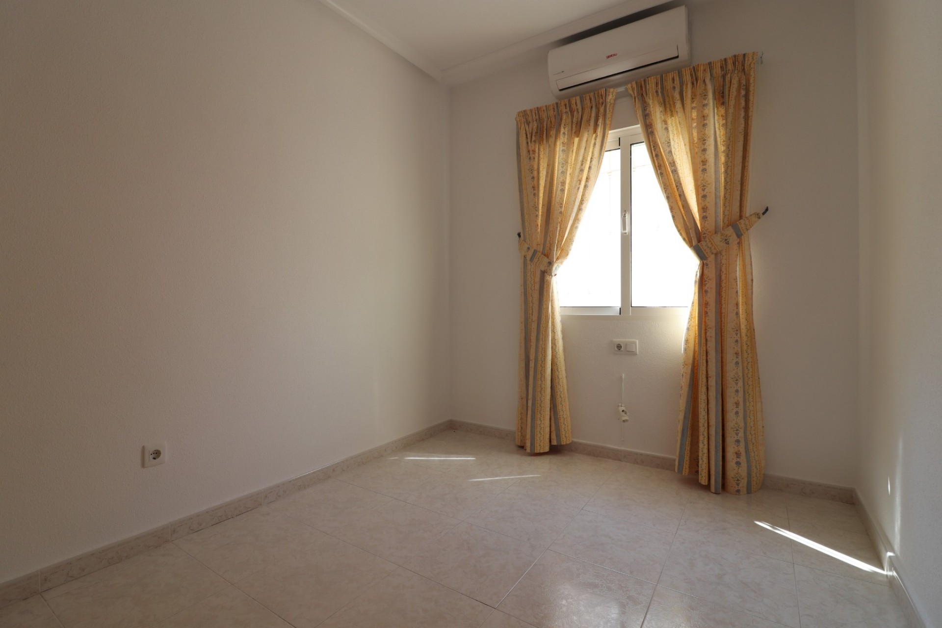 Videresalg - Frittliggende Villa - Benimar - Benimar II