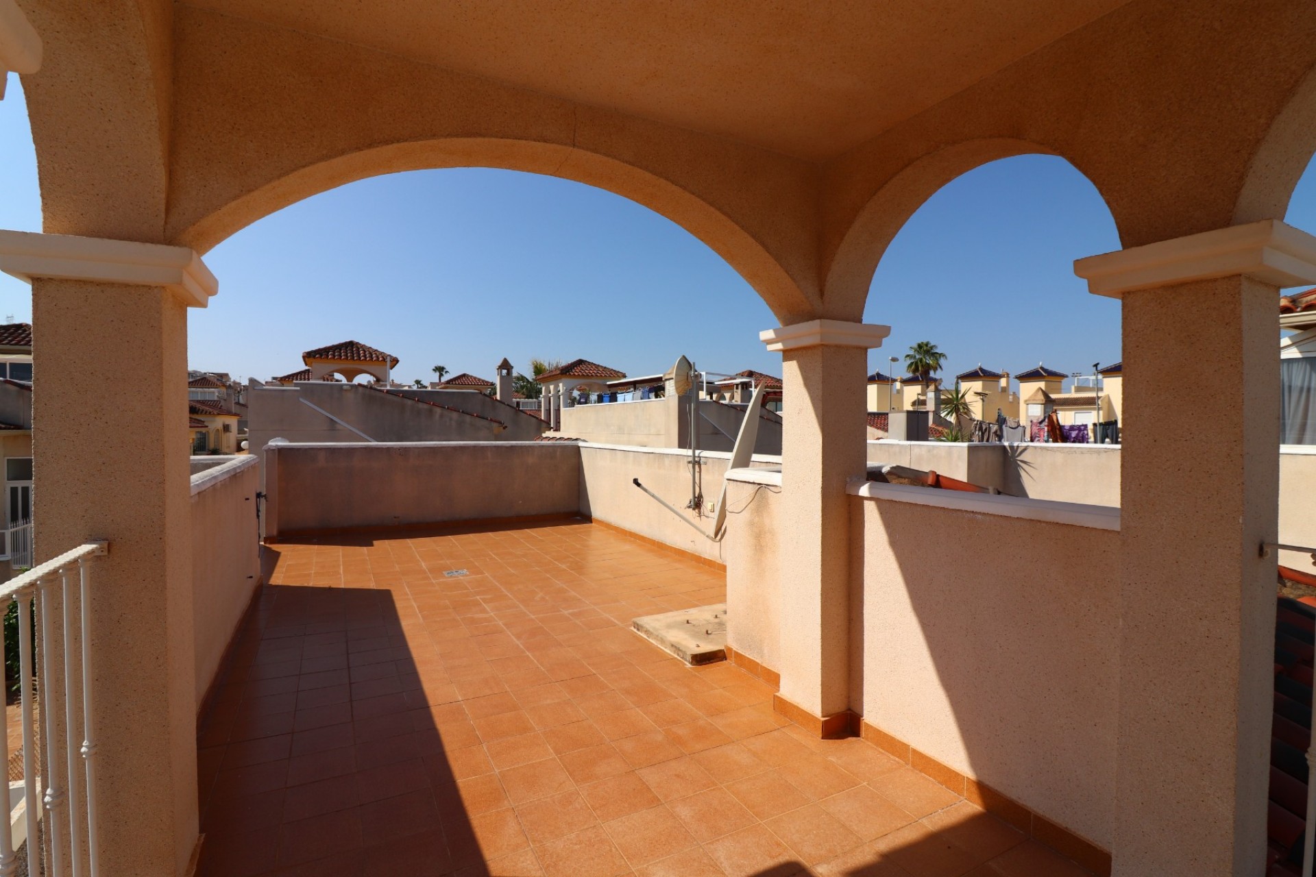 Videresalg - Frittliggende Villa - Benimar - Benimar II