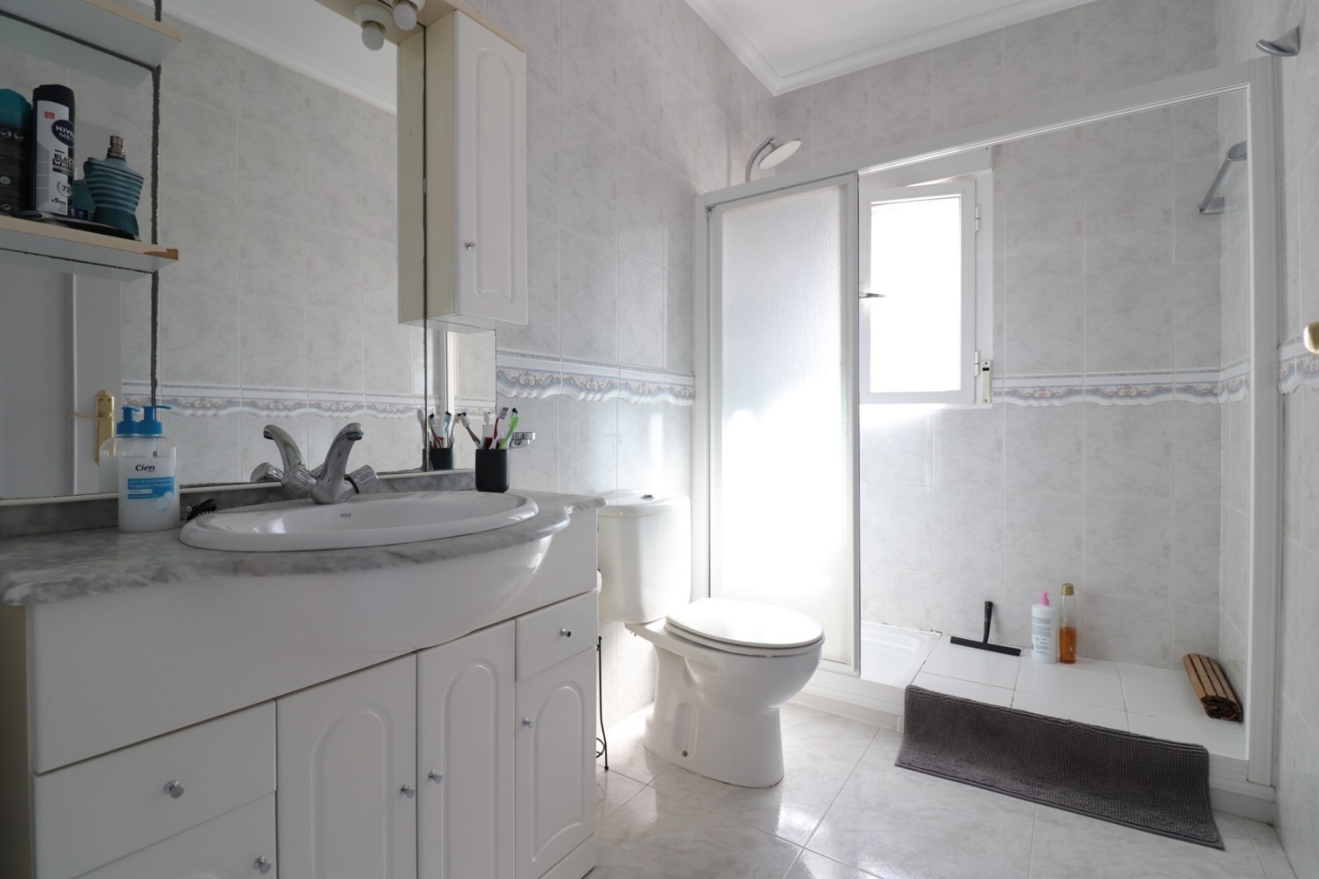 Videresalg - Frittliggende Villa - Benimar - Benimar II