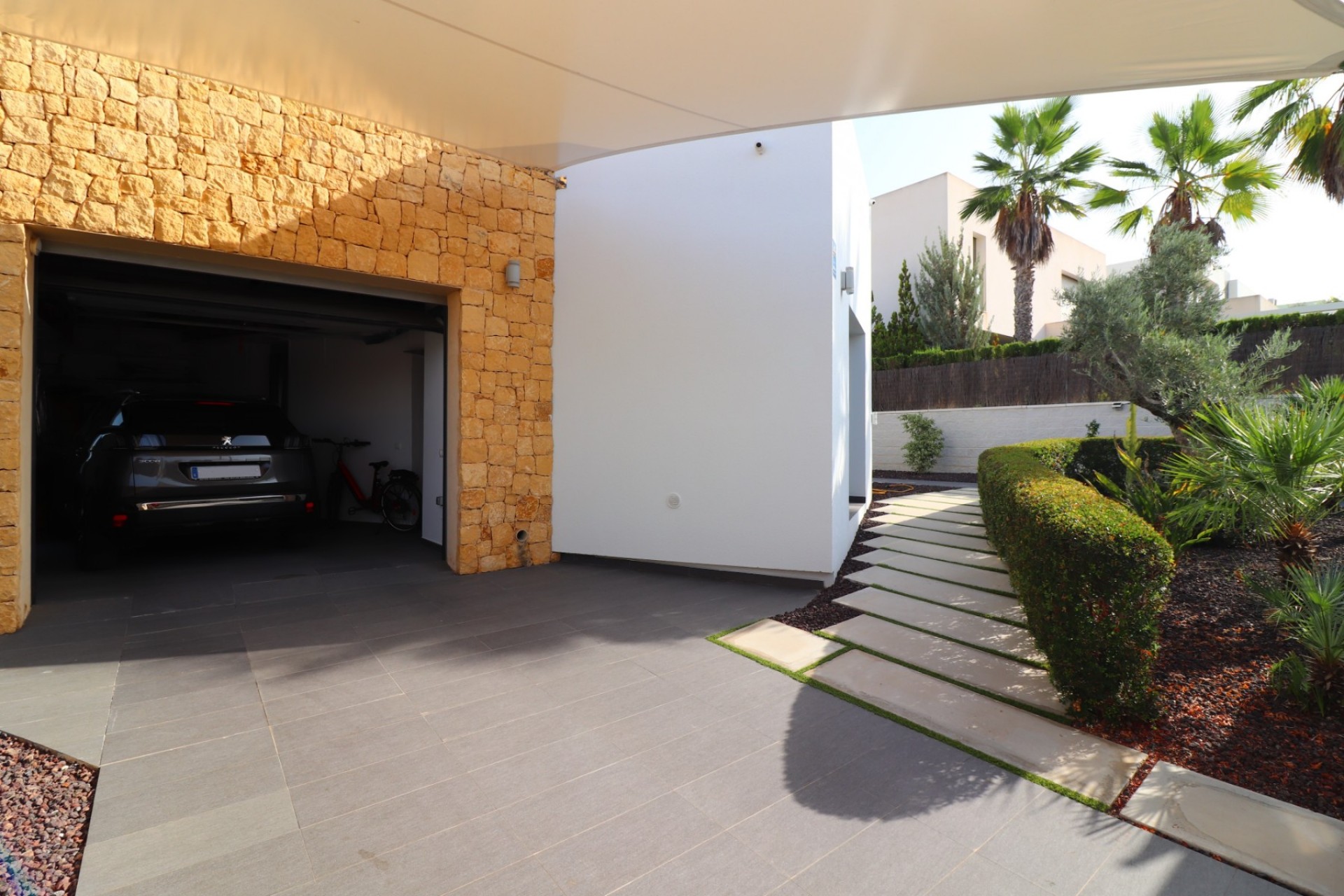 Videresalg - Frittliggende Villa - Benimar - Benimar III