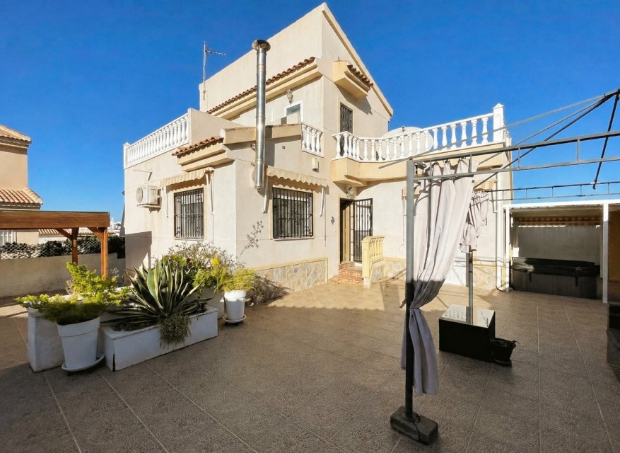 Videresalg - Frittliggende Villa - Benimar - Rojales Hills