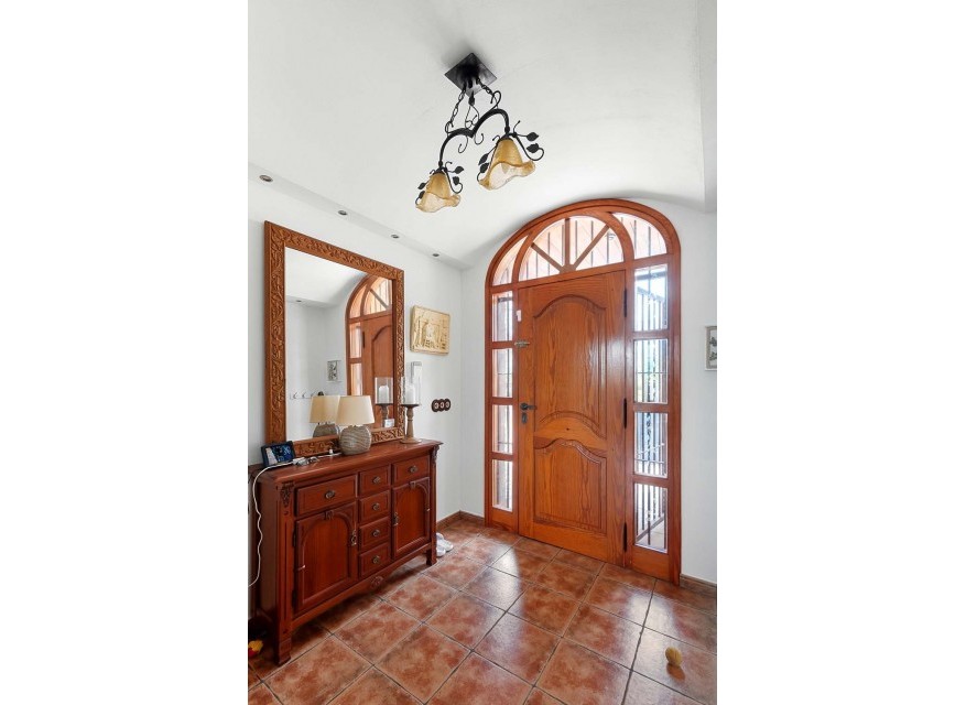 Videresalg - Frittliggende Villa - Bigastro - Bigastro - Felt