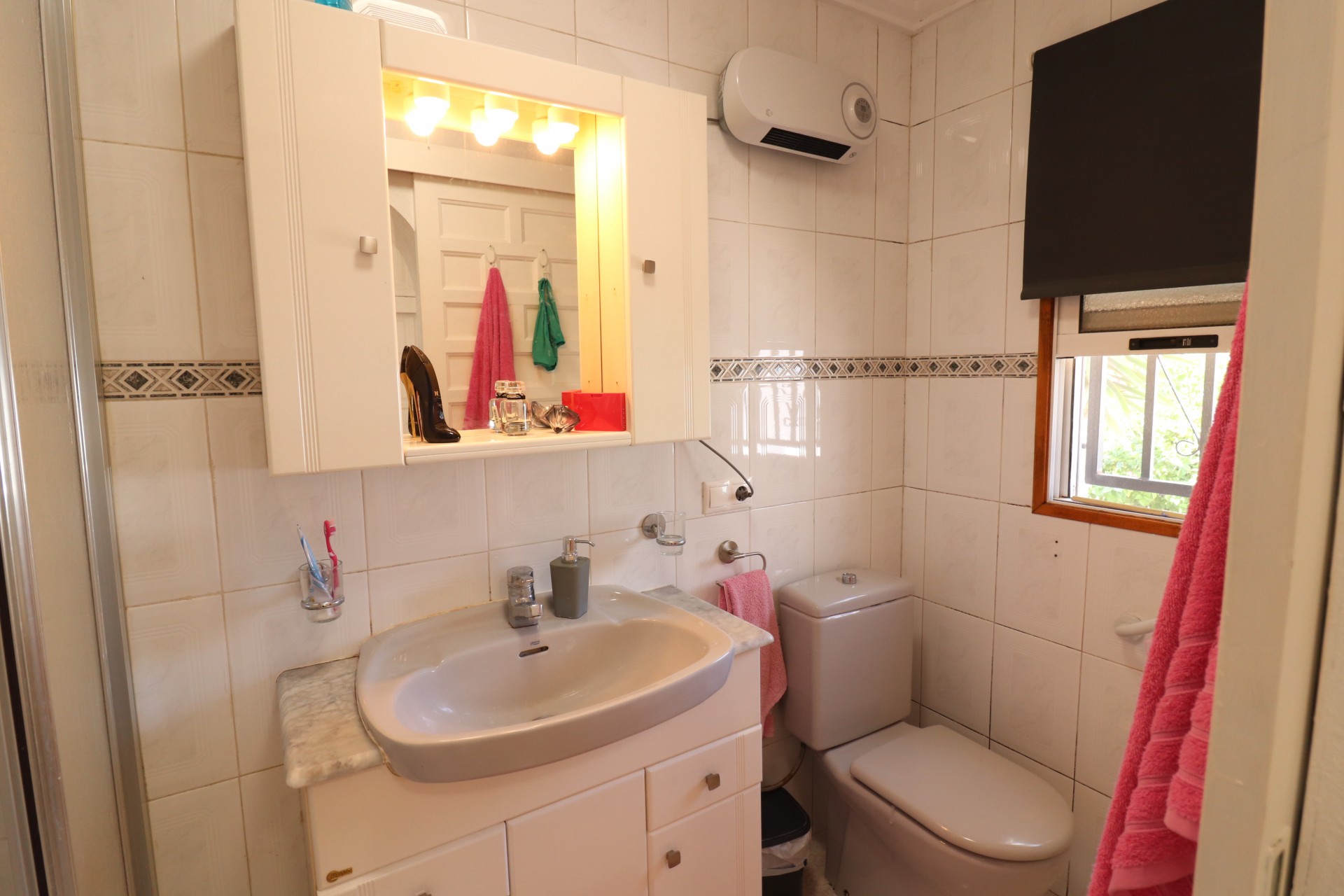 Videresalg - Frittliggende Villa - Ciudad Quesada - Ciudad Quesada - Byen