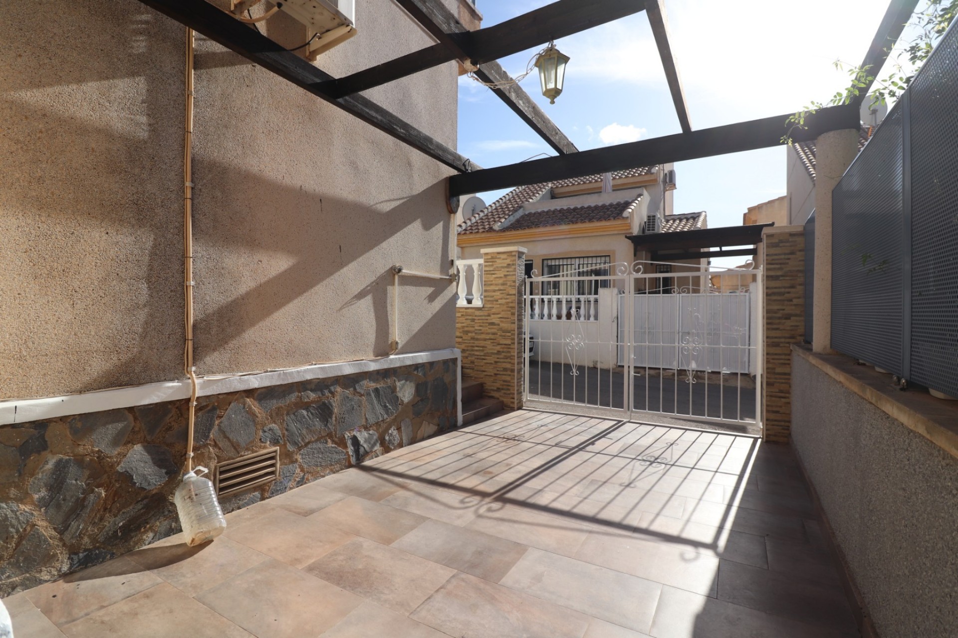 Videresalg - Frittliggende Villa - Ciudad Quesada - Ciudad Quesada - Byen