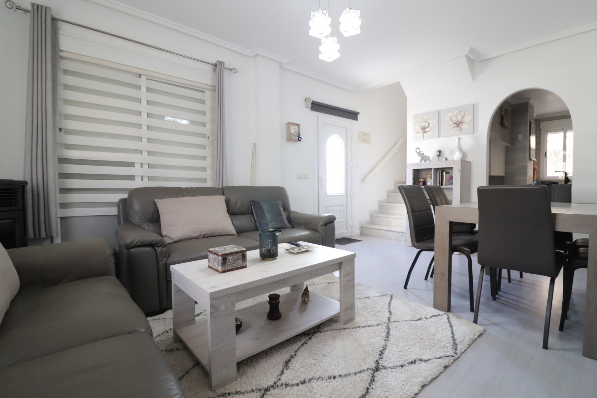 Videresalg - Frittliggende Villa - Ciudad Quesada - Ciudad Quesada - Byen