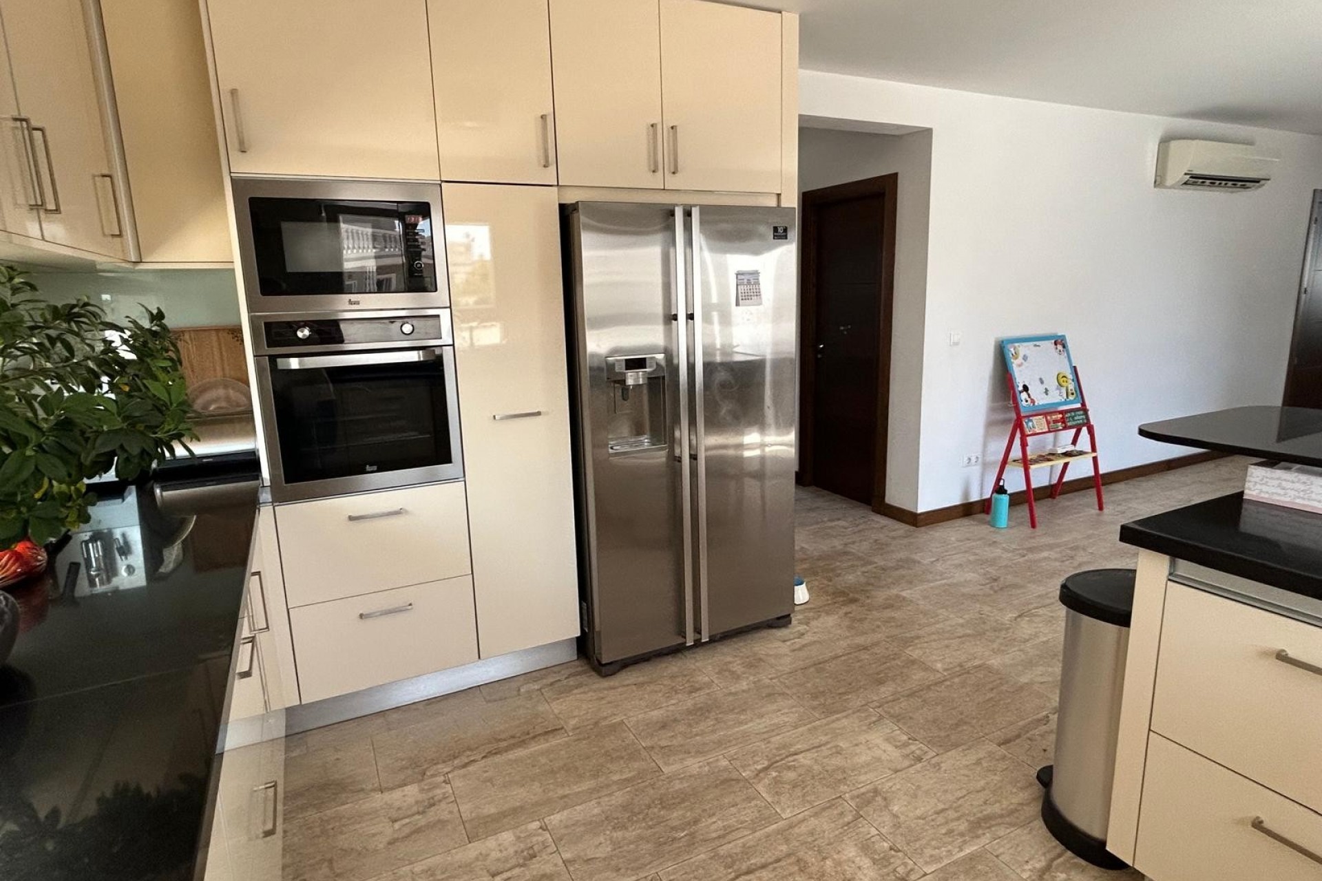 Videresalg - Frittliggende Villa - Ciudad Quesada - Ciudad Quesada - Byen