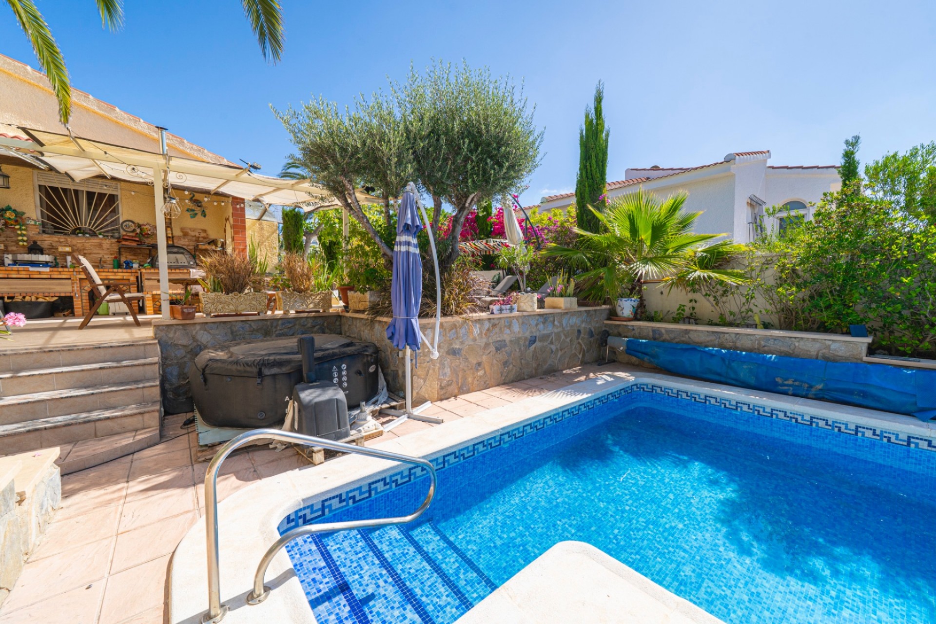 Videresalg - Frittliggende Villa - Ciudad Quesada - Ciudad Quesada - Byen