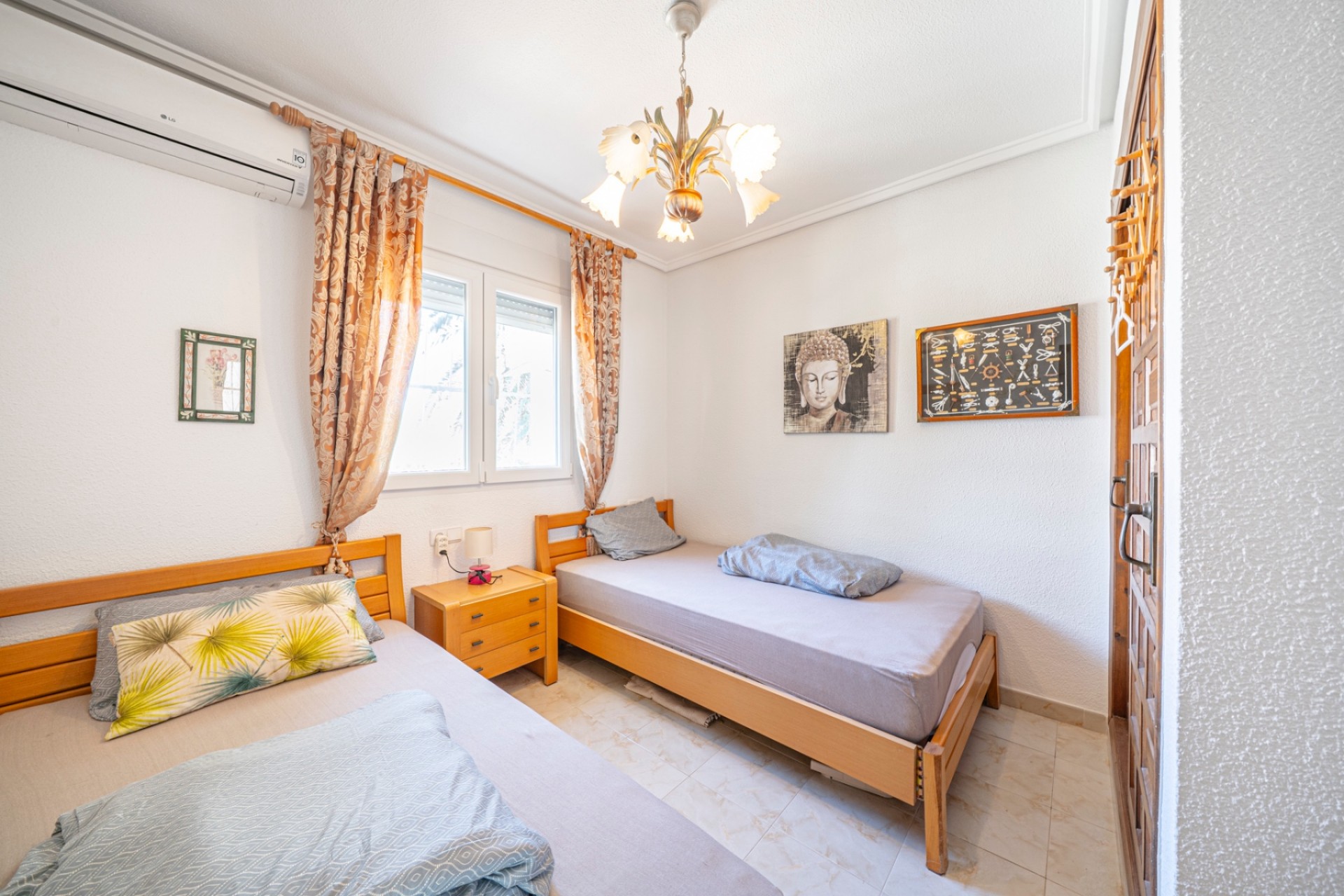 Videresalg - Frittliggende Villa - Ciudad Quesada - Ciudad Quesada - Byen