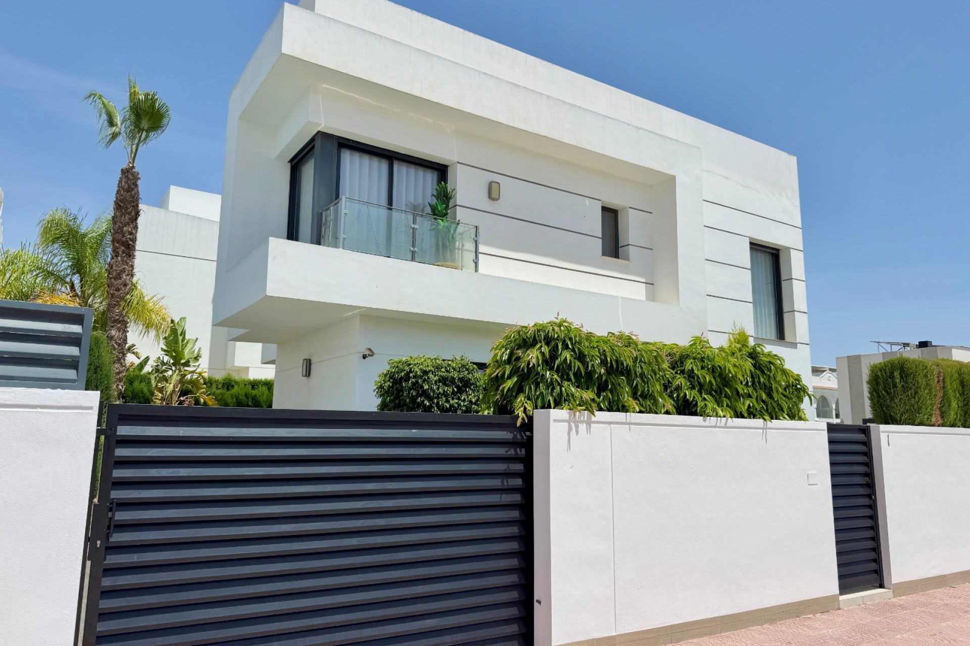Videresalg - Frittliggende Villa - Ciudad Quesada - Ciudad Quesada - Byen