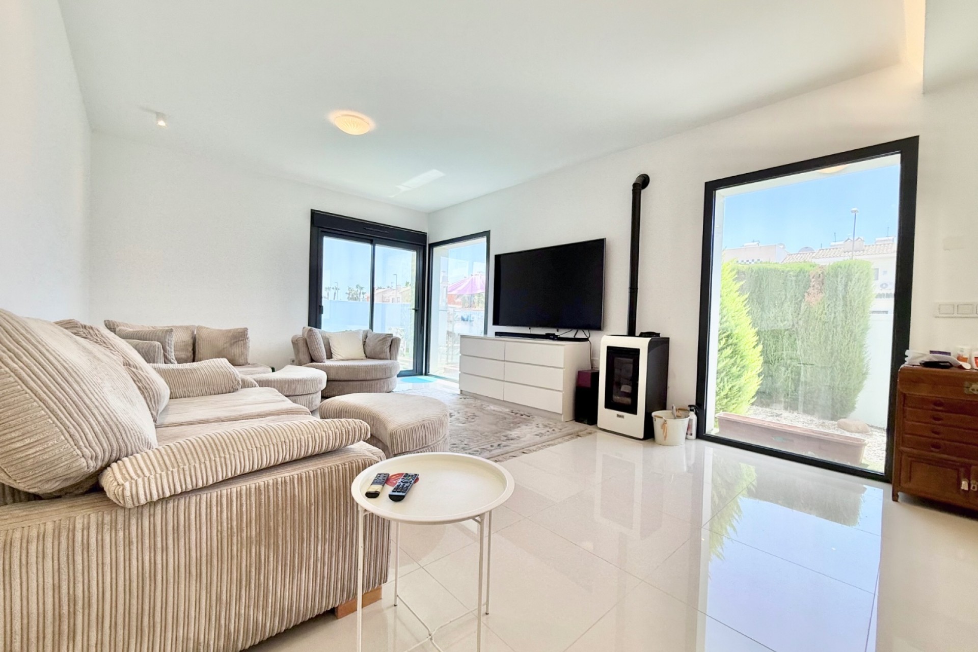Videresalg - Frittliggende Villa - Ciudad Quesada - Ciudad Quesada - Byen
