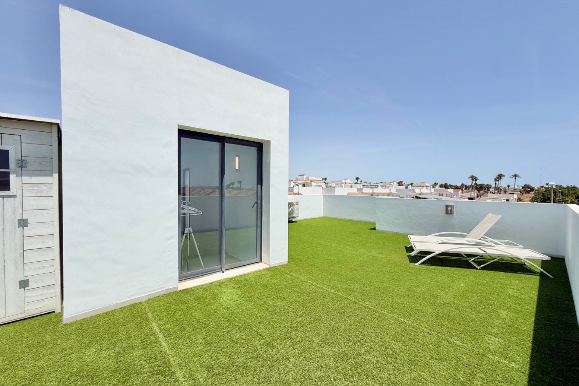Videresalg - Frittliggende Villa - Ciudad Quesada - Ciudad Quesada - Byen