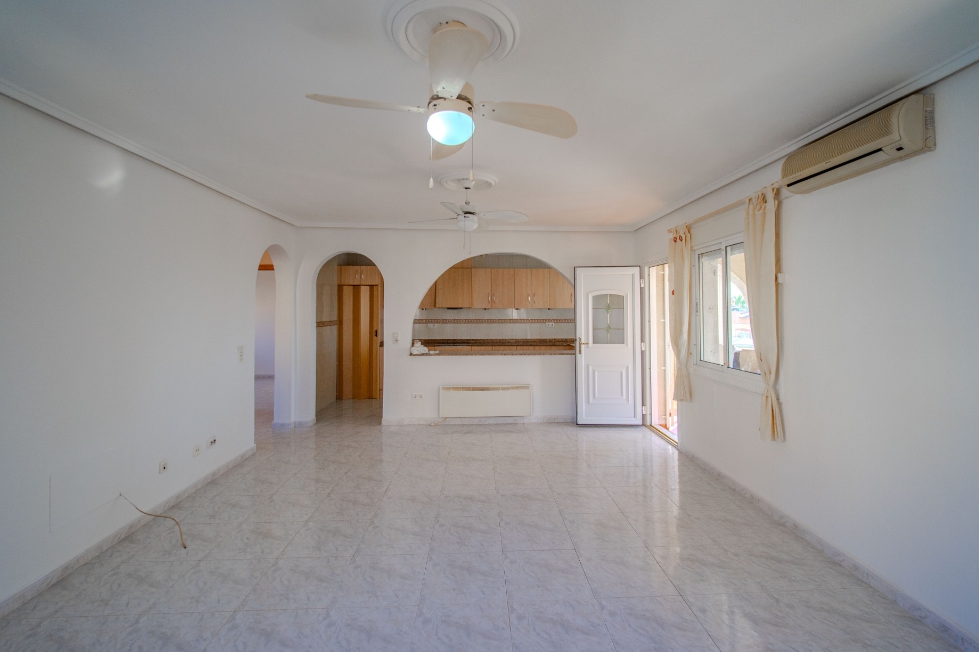Videresalg - Frittliggende Villa - Ciudad Quesada - Ciudad Quesada - Byen