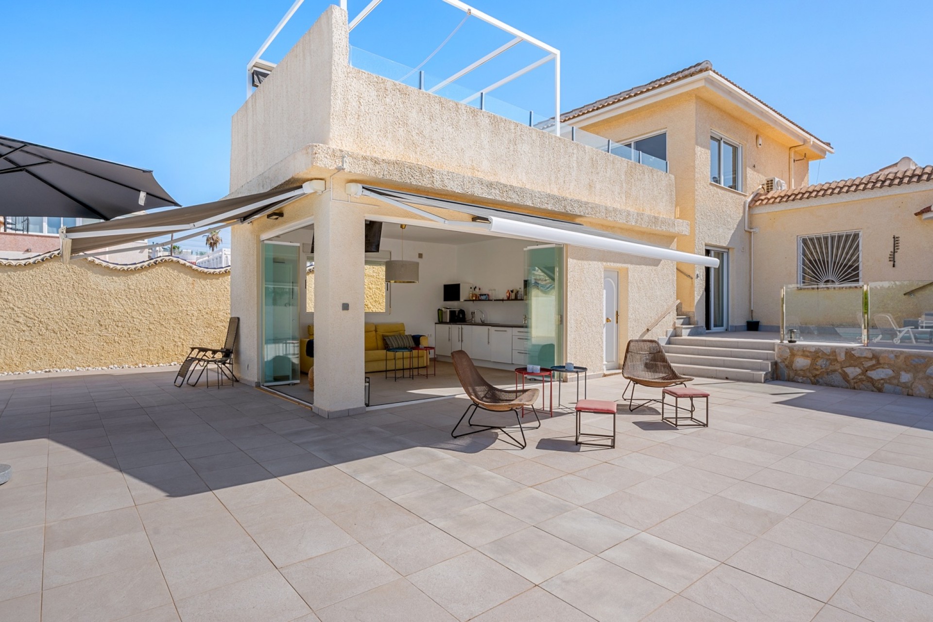 Videresalg - Frittliggende Villa - Ciudad Quesada - Ciudad Quesada - Byen