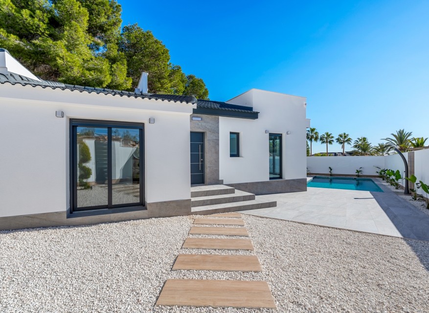 Videresalg - Frittliggende Villa - Ciudad Quesada - Ciudad Quesada - Byen