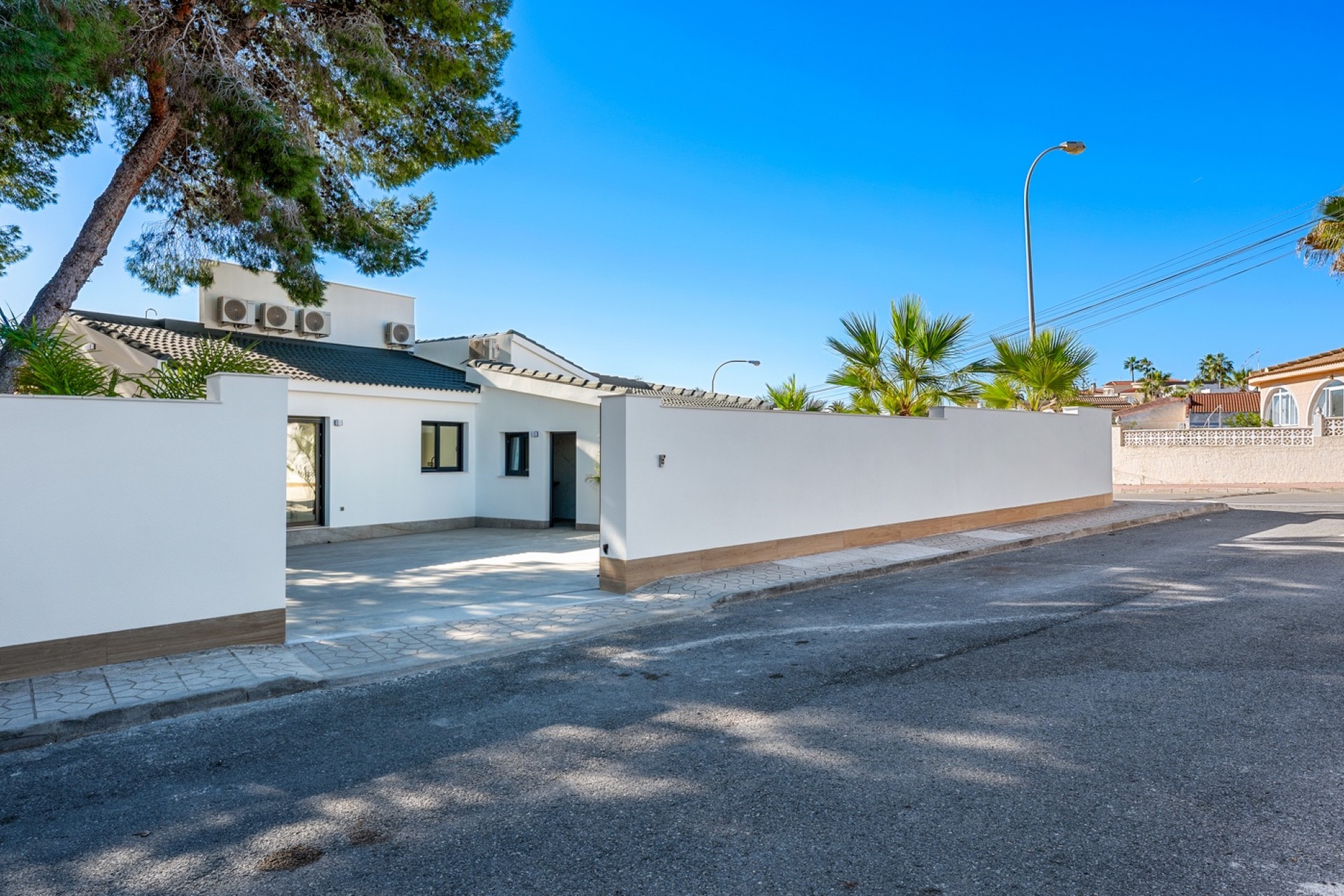 Videresalg - Frittliggende Villa - Ciudad Quesada - Ciudad Quesada - Byen