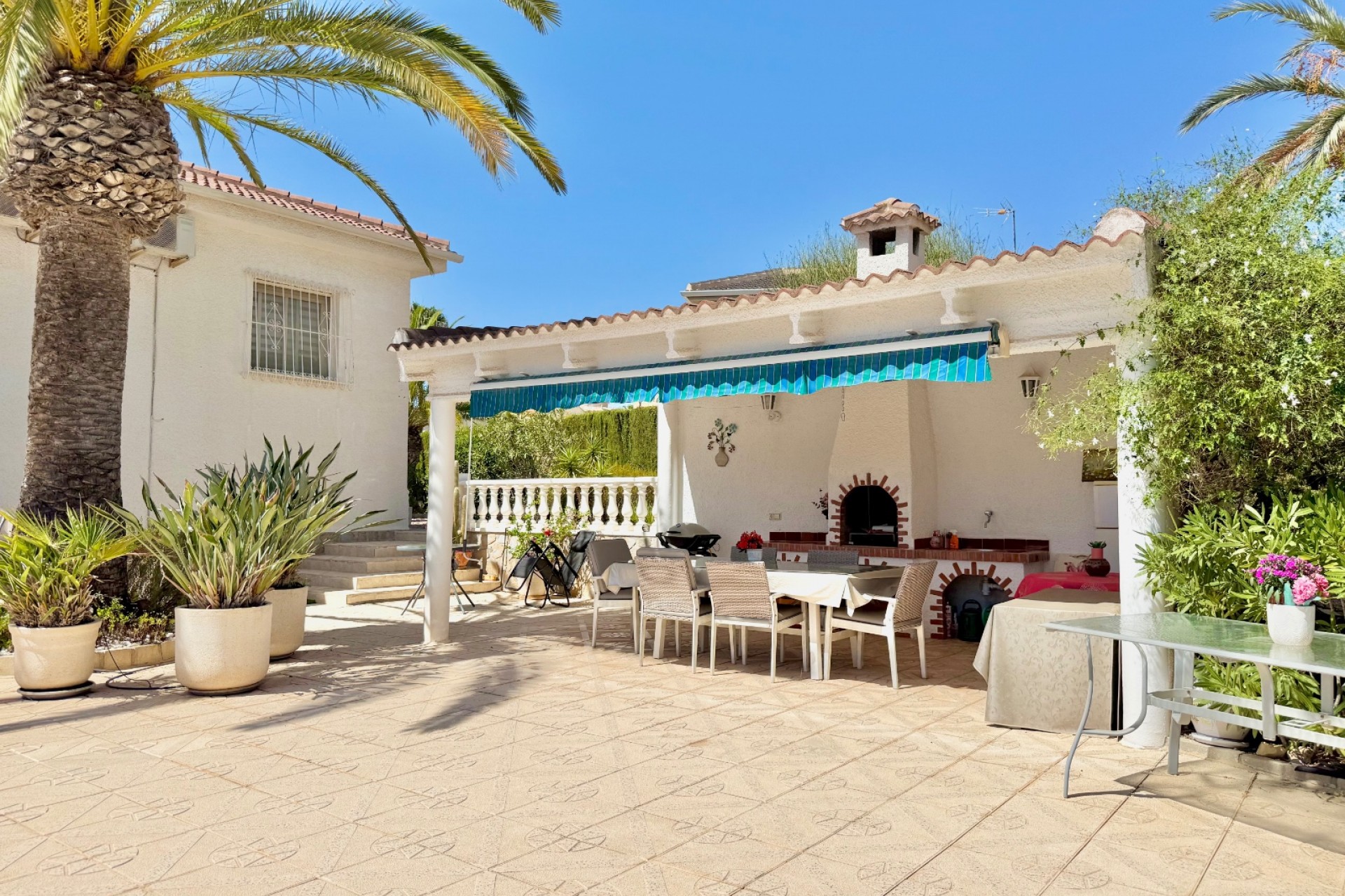 Videresalg - Frittliggende Villa - Ciudad Quesada - Ciudad Quesada - Byen