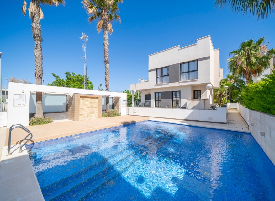 Videresalg - Frittliggende Villa - Ciudad Quesada - La Laguna