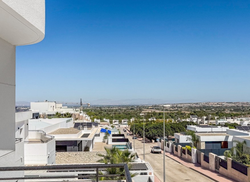 Videresalg - Frittliggende Villa - Ciudad Quesada - Pueblo Lucero