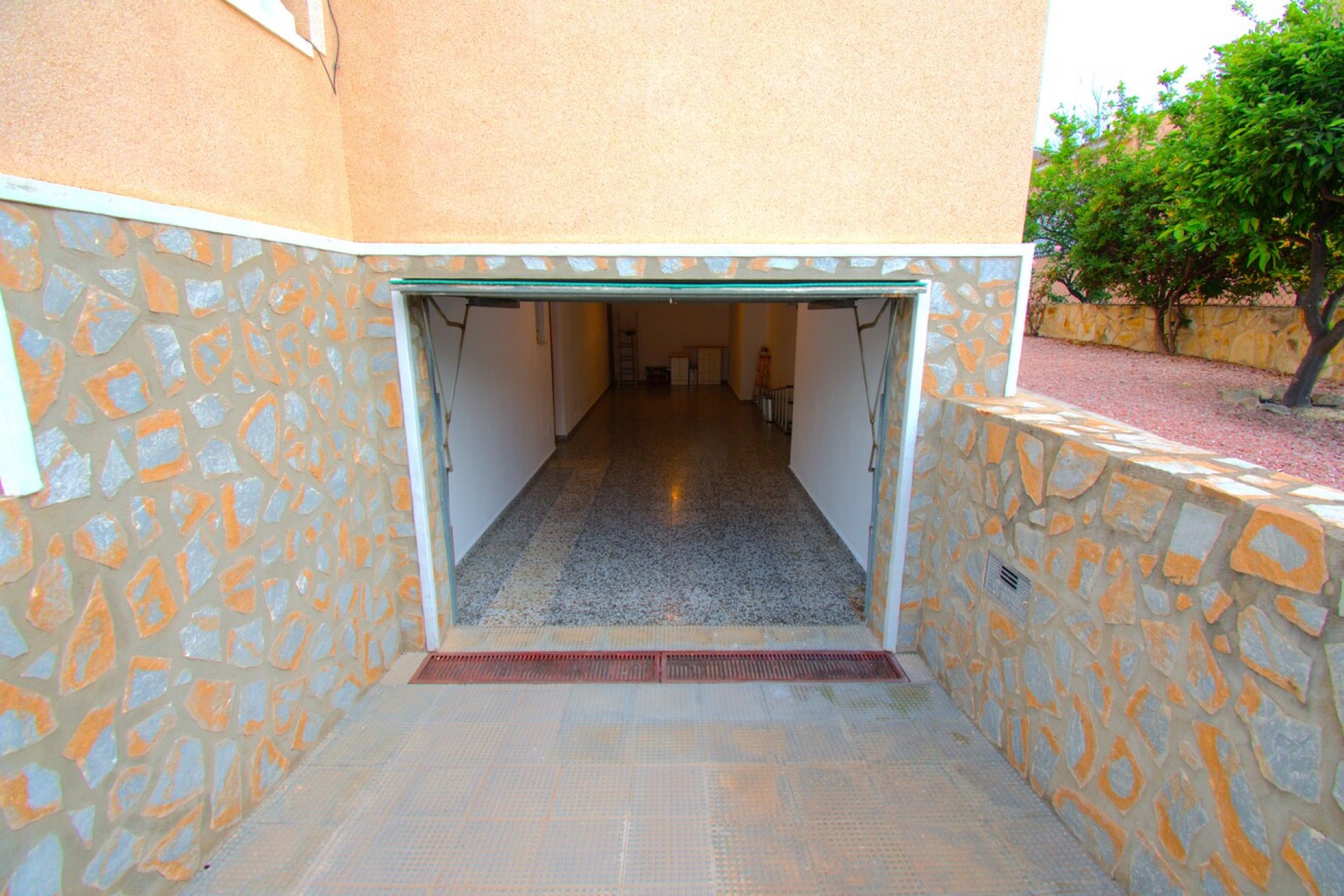 Videresalg - Frittliggende Villa - Ciudad Quesada - Pueblo Lucero