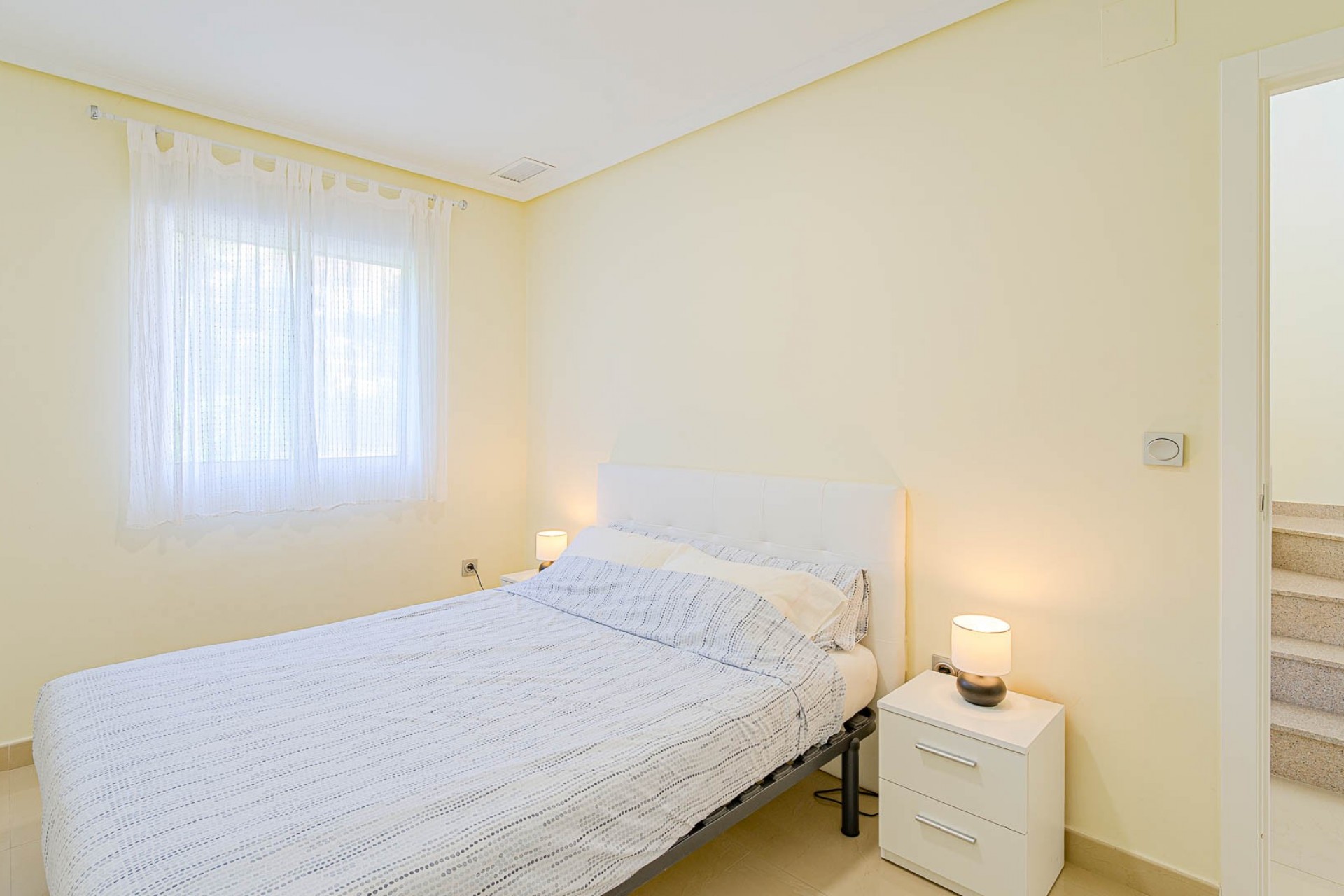 Videresalg - Frittliggende Villa - El Campello - Urb Els Banyets